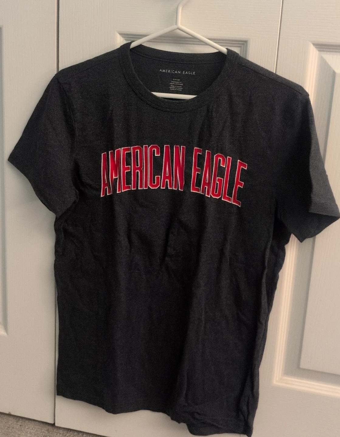 American Eagle Men's T-Shirt Size S