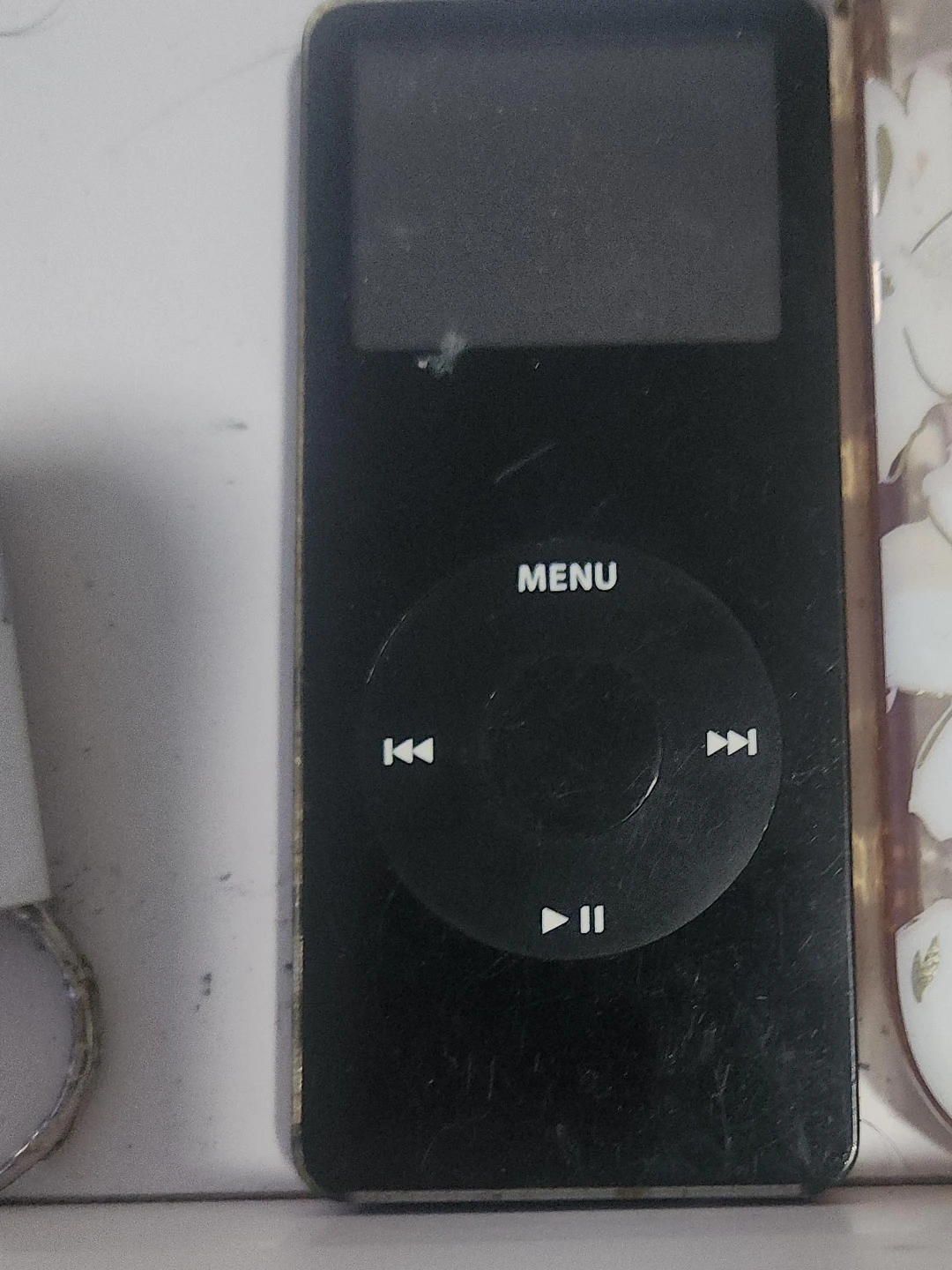 Apple iPod Nano 2nd Gen 2GB MP3 Player - Black