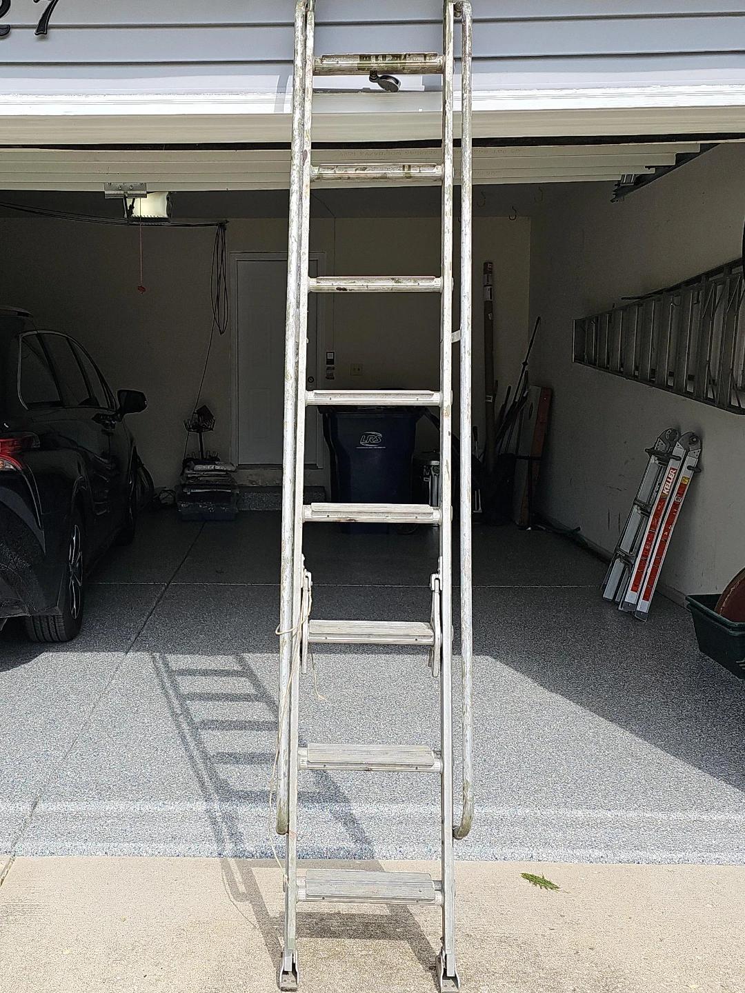 Aluminum or metal Step Ladder