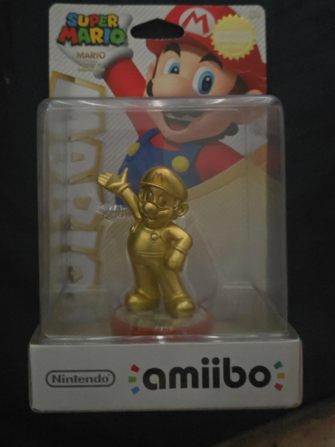 Nintendo Super Mario Gold Mario Amiibo Figure