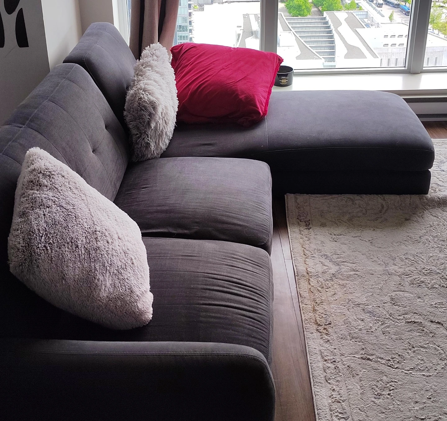 Grey Sectional Sofa with Chaise