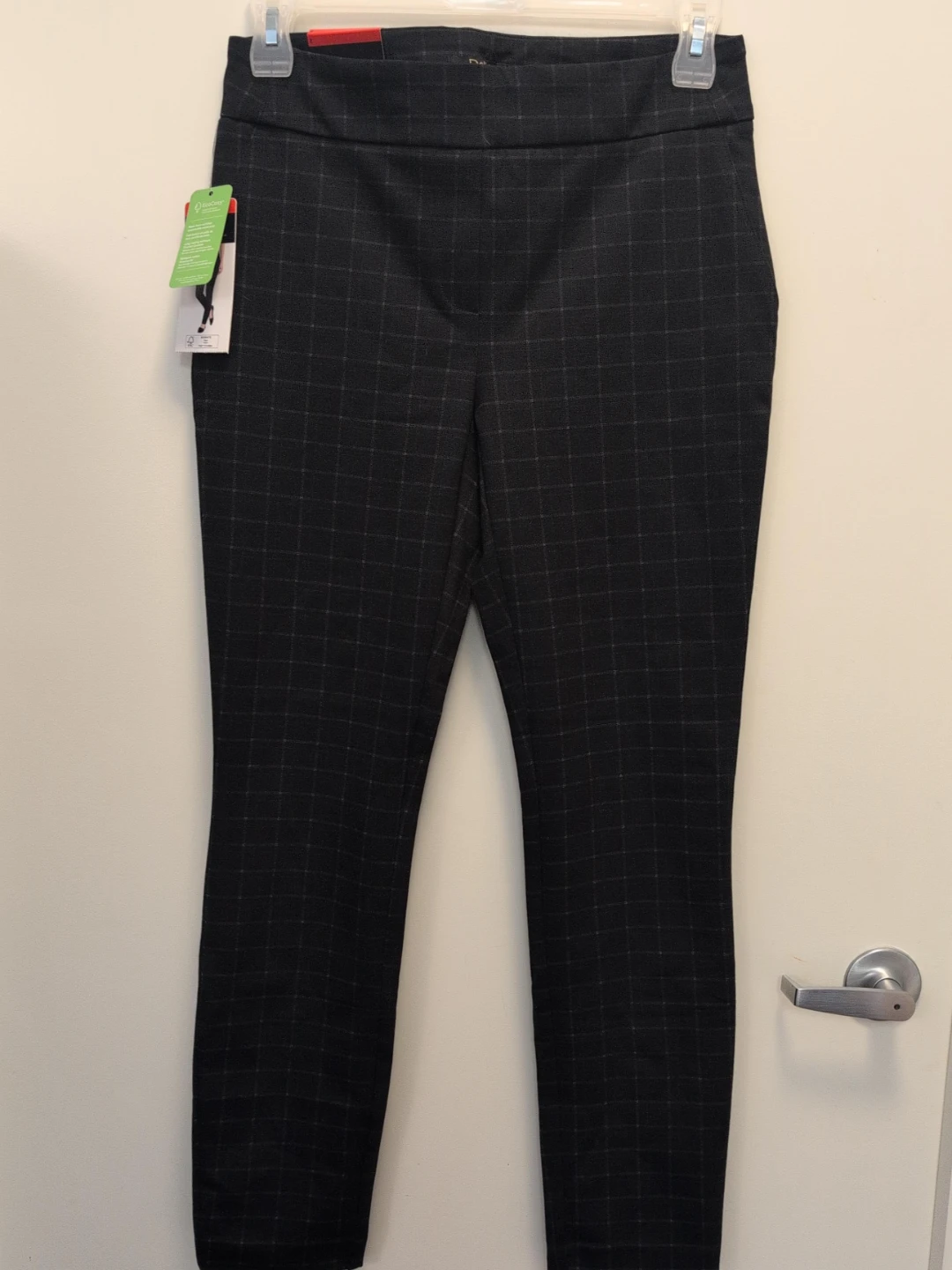 Dalia Women's Pants Size 8 Plaid