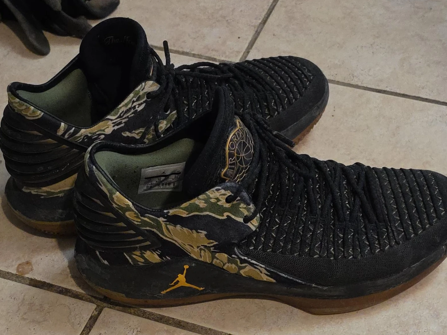 Air Jordan 32 "Tiger Camo" Basketball Shoes