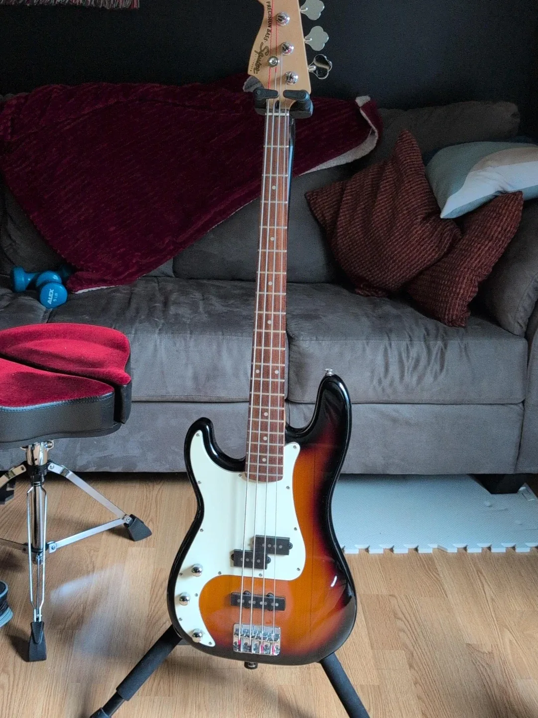 Fender Squier Precision Bass Guitar Left Handed - photo 2