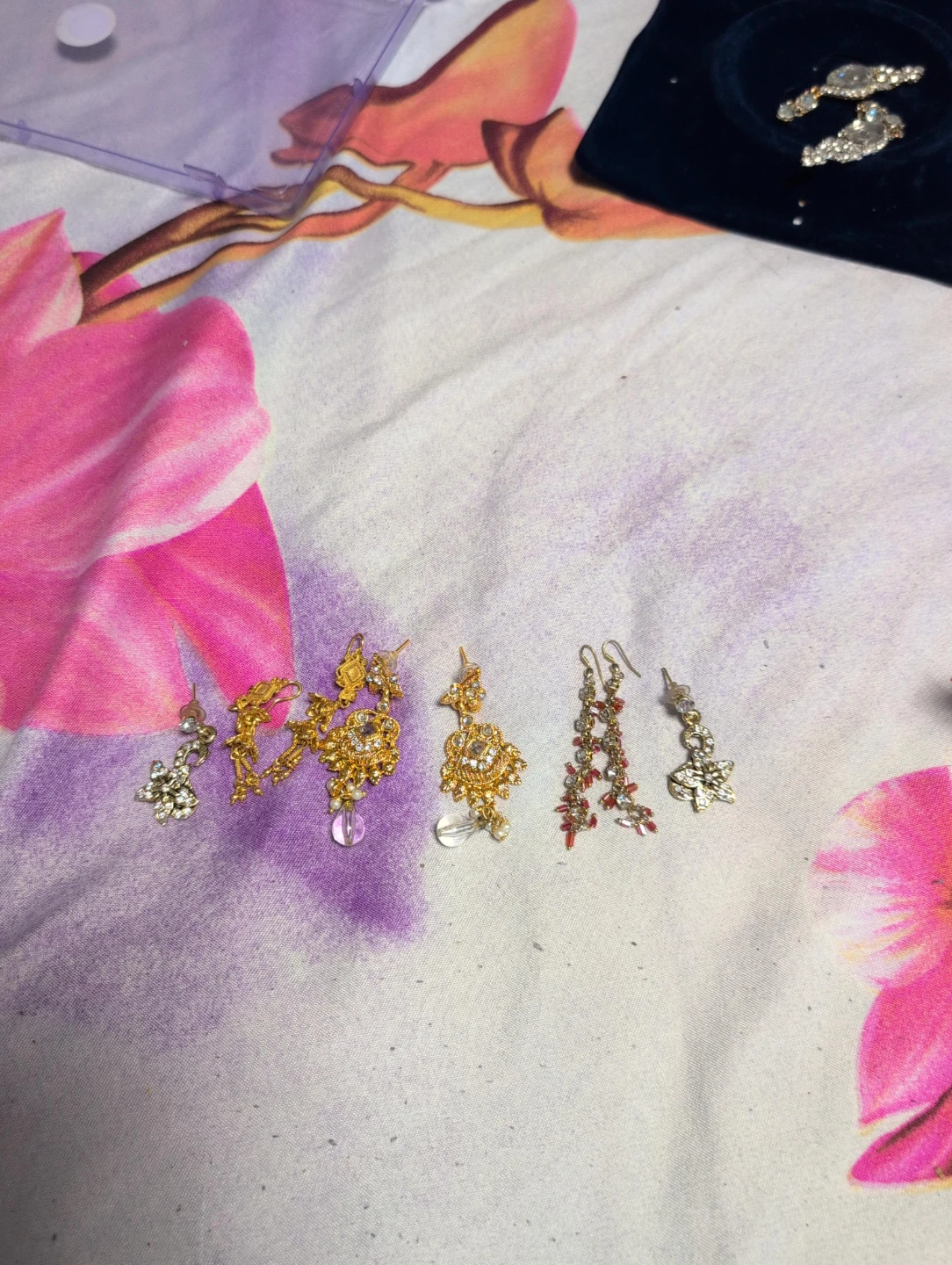 Mixed Lot of Earrings