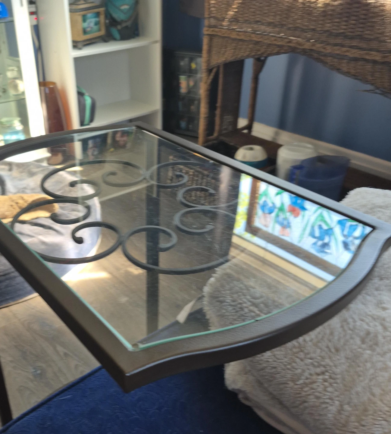 Lap table