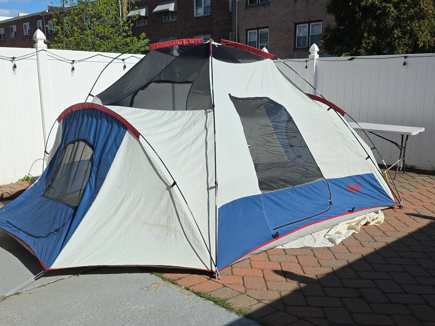 Ridgeway 10-Person Camping Tent