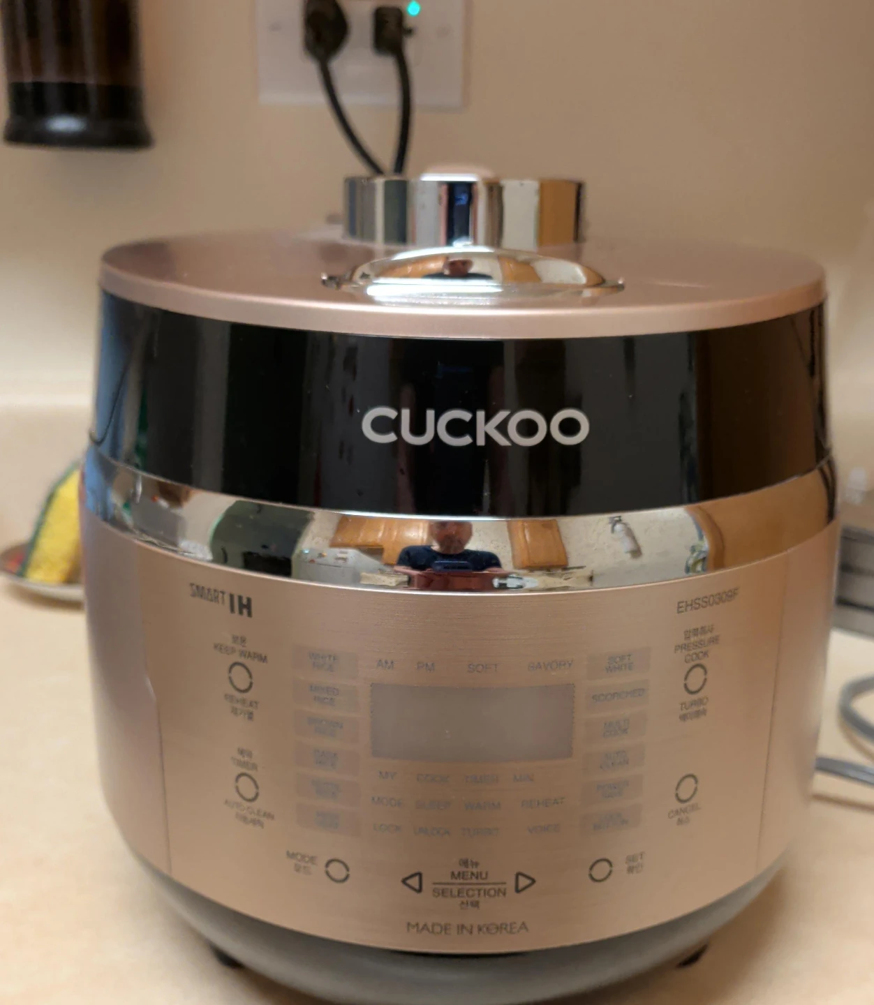 Cuckoo 3-Cup IH Pressure Rice Cooker (CRP-EHSS0309F)