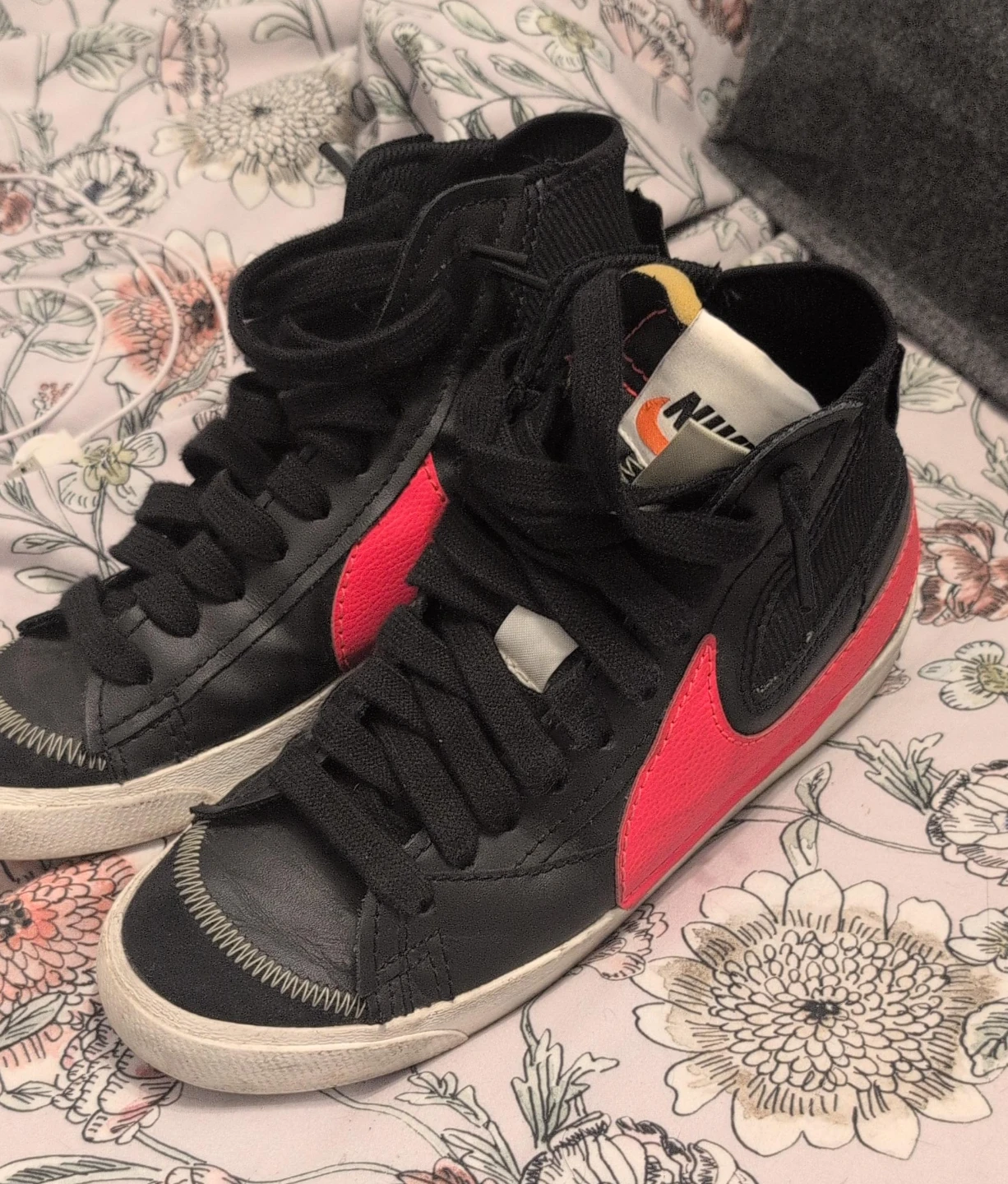 Nike Blazer Mid High Top Sneakers
