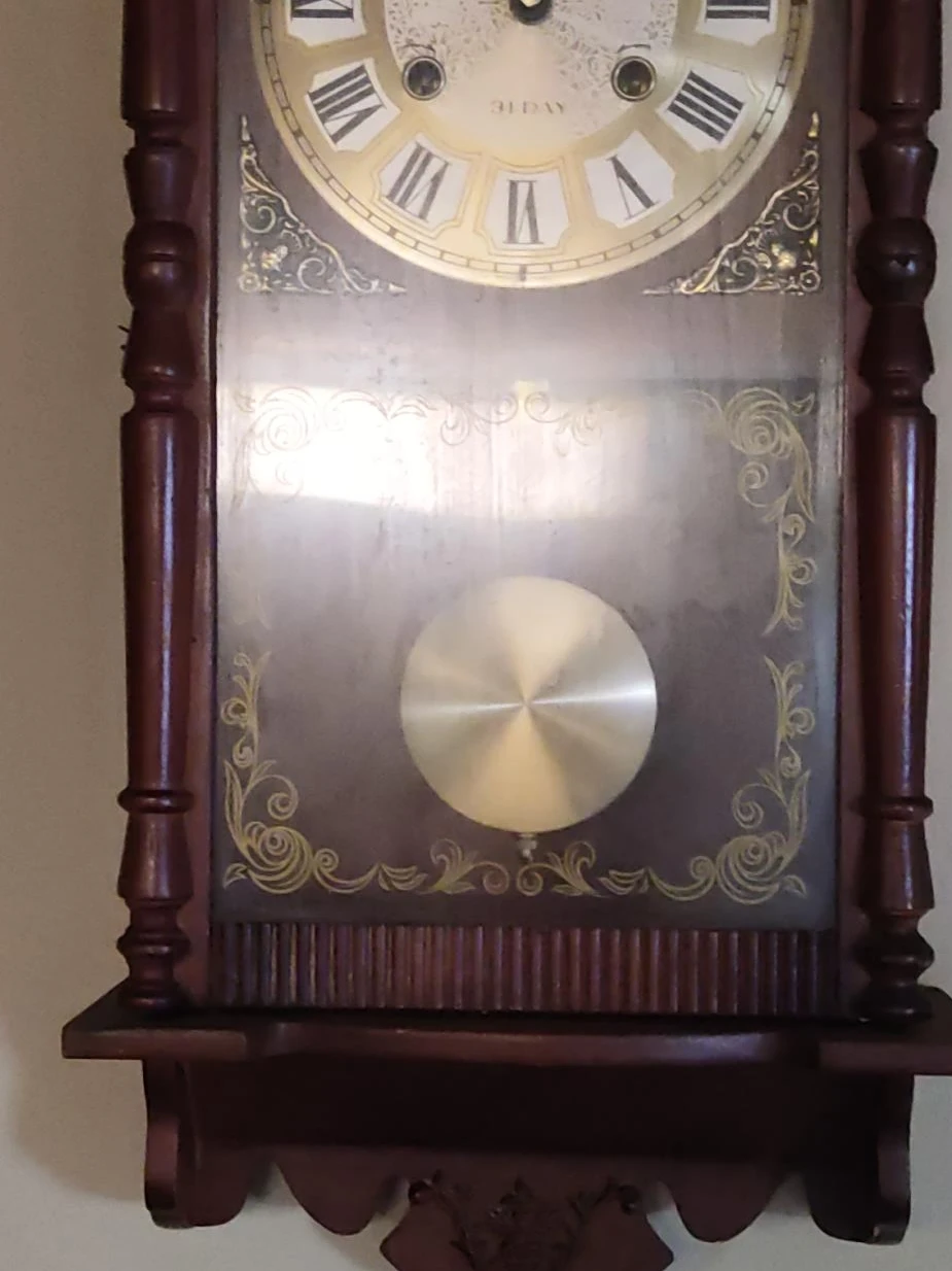 31 Day Pendulum Wall Clock