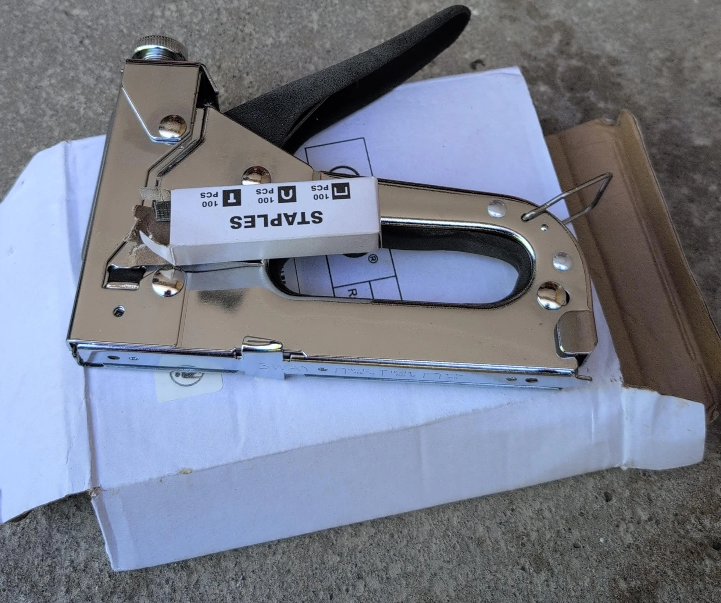 Heavy Duty Staple Gun