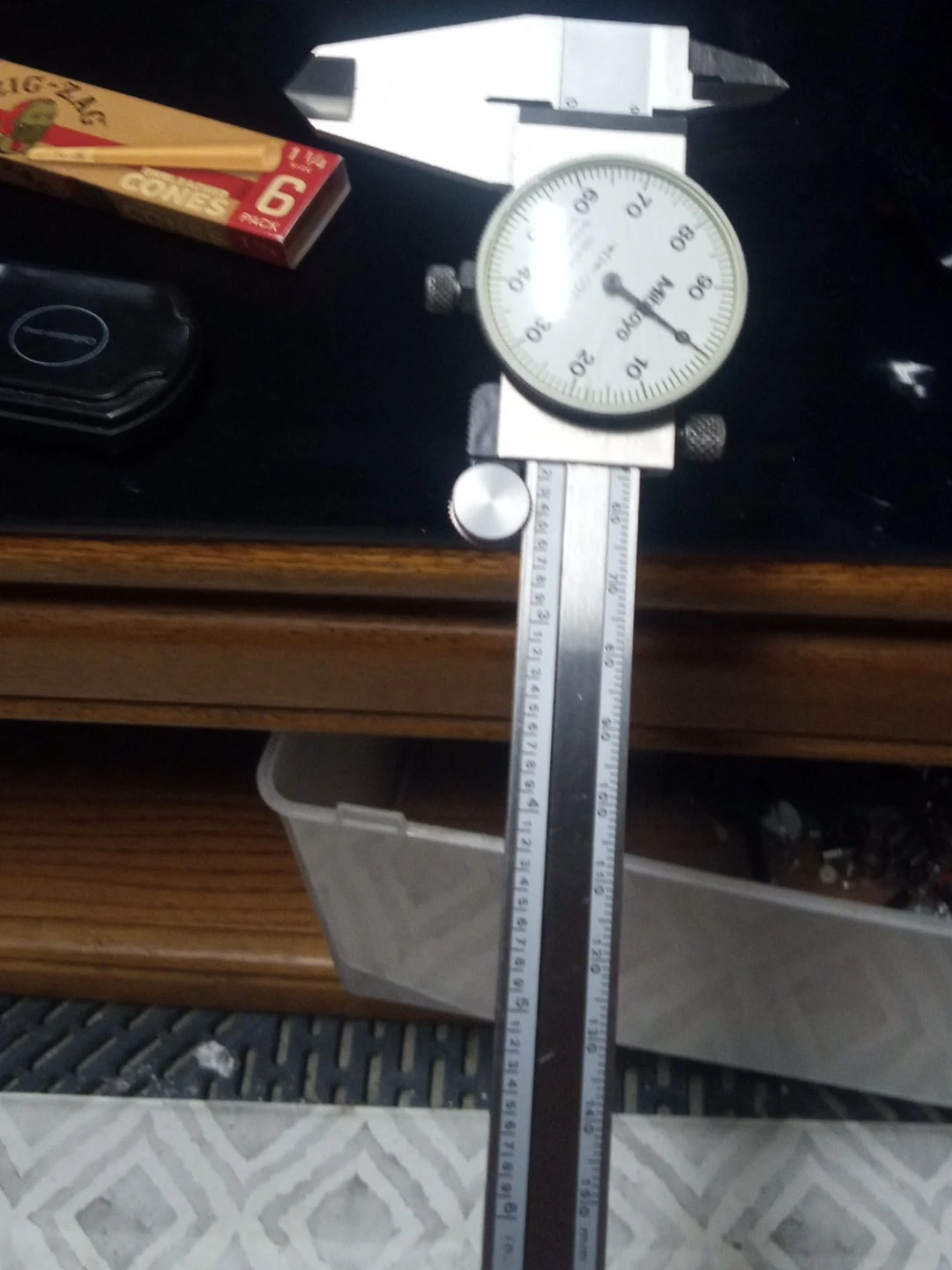 Dial Caliper Measuring Tool