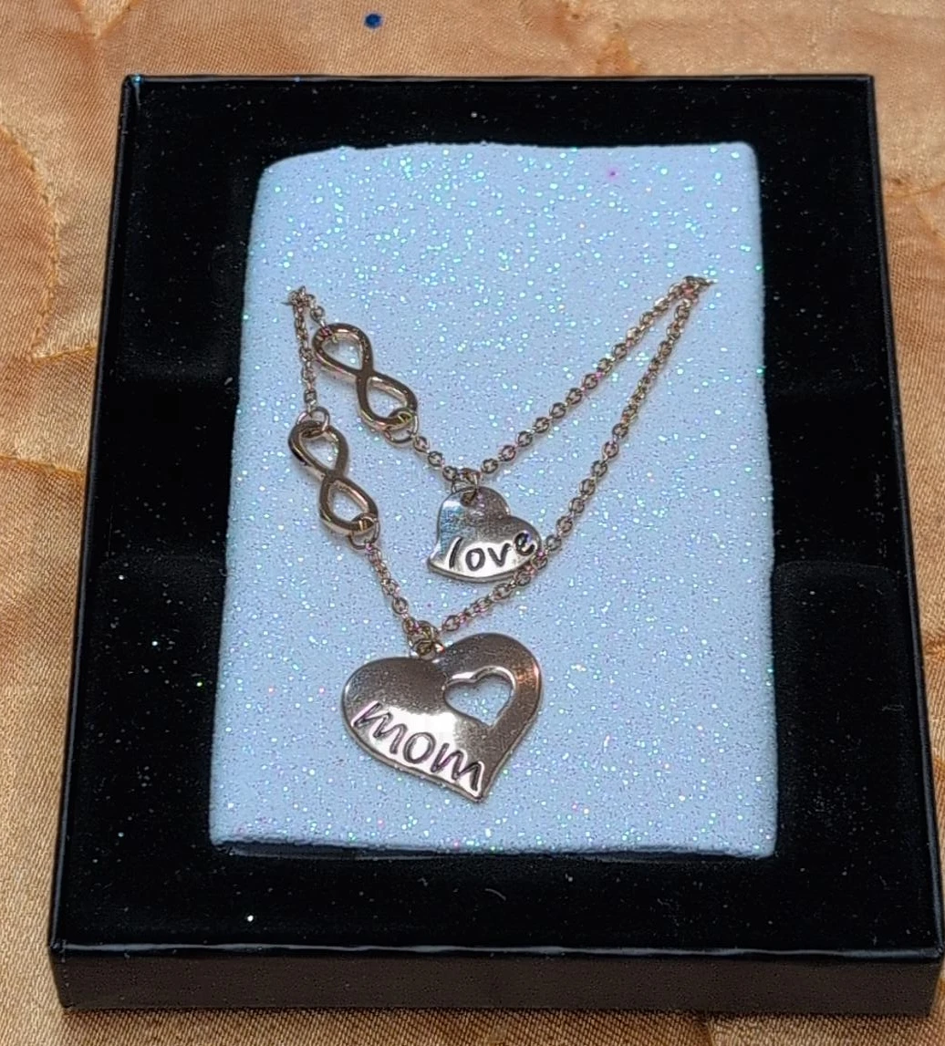 Mom & Love Infinity Necklace