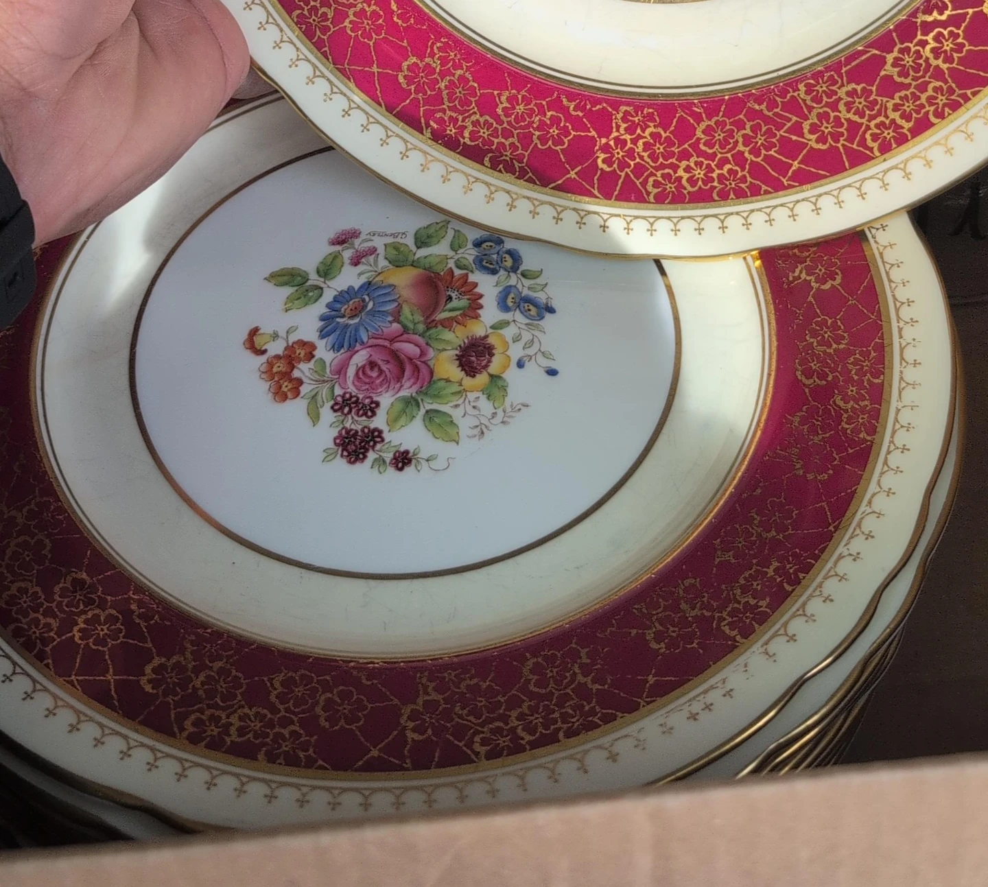 Vintage Henley Floral Plates Gold painting