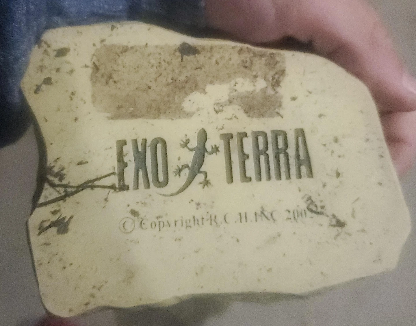 Exo Terra Reptile Hide Rock
