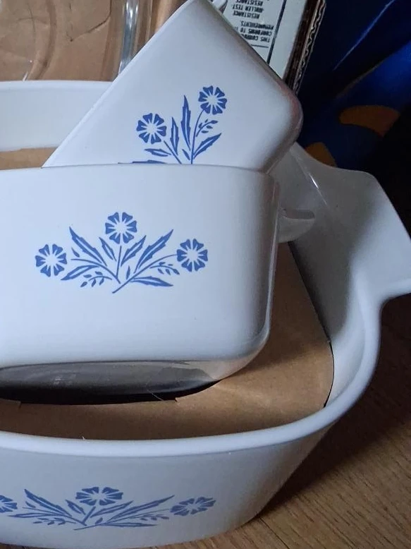 CorningWare Casserole Dish Set with Lid