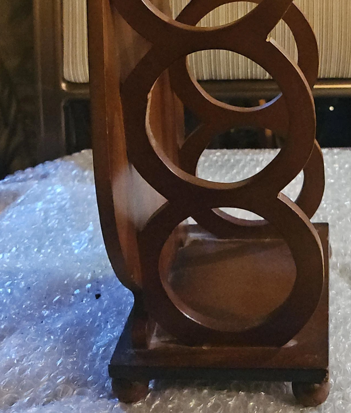 Wooden 6-Bottle Wine Rack