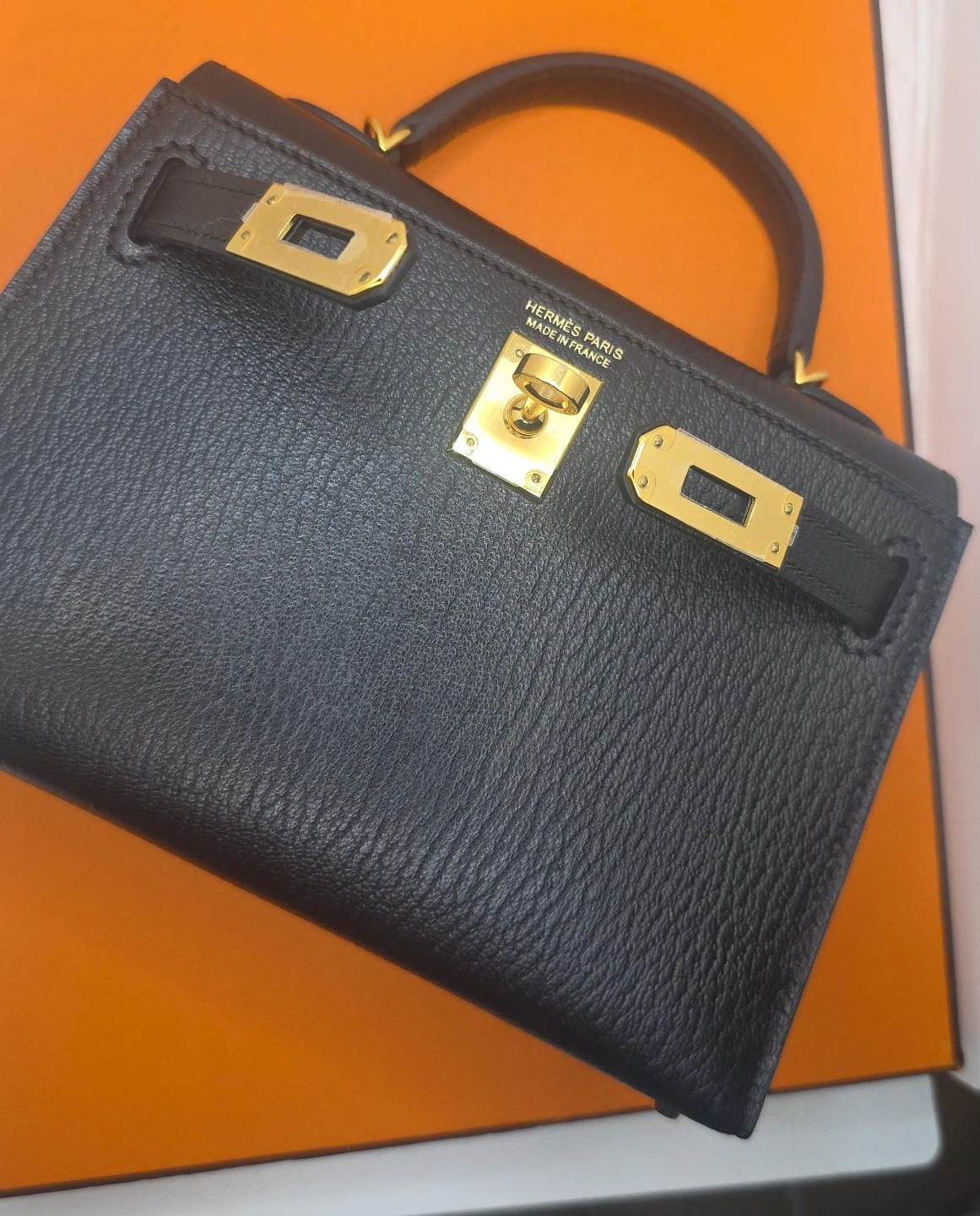 Hermès Paris Kelly 20 Black Leather Top Handle Bag