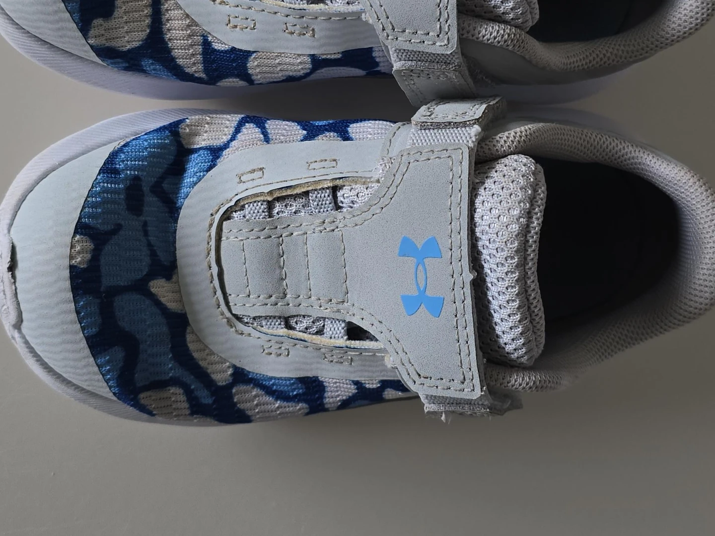 Under Armour Kids Shoes Size 9C