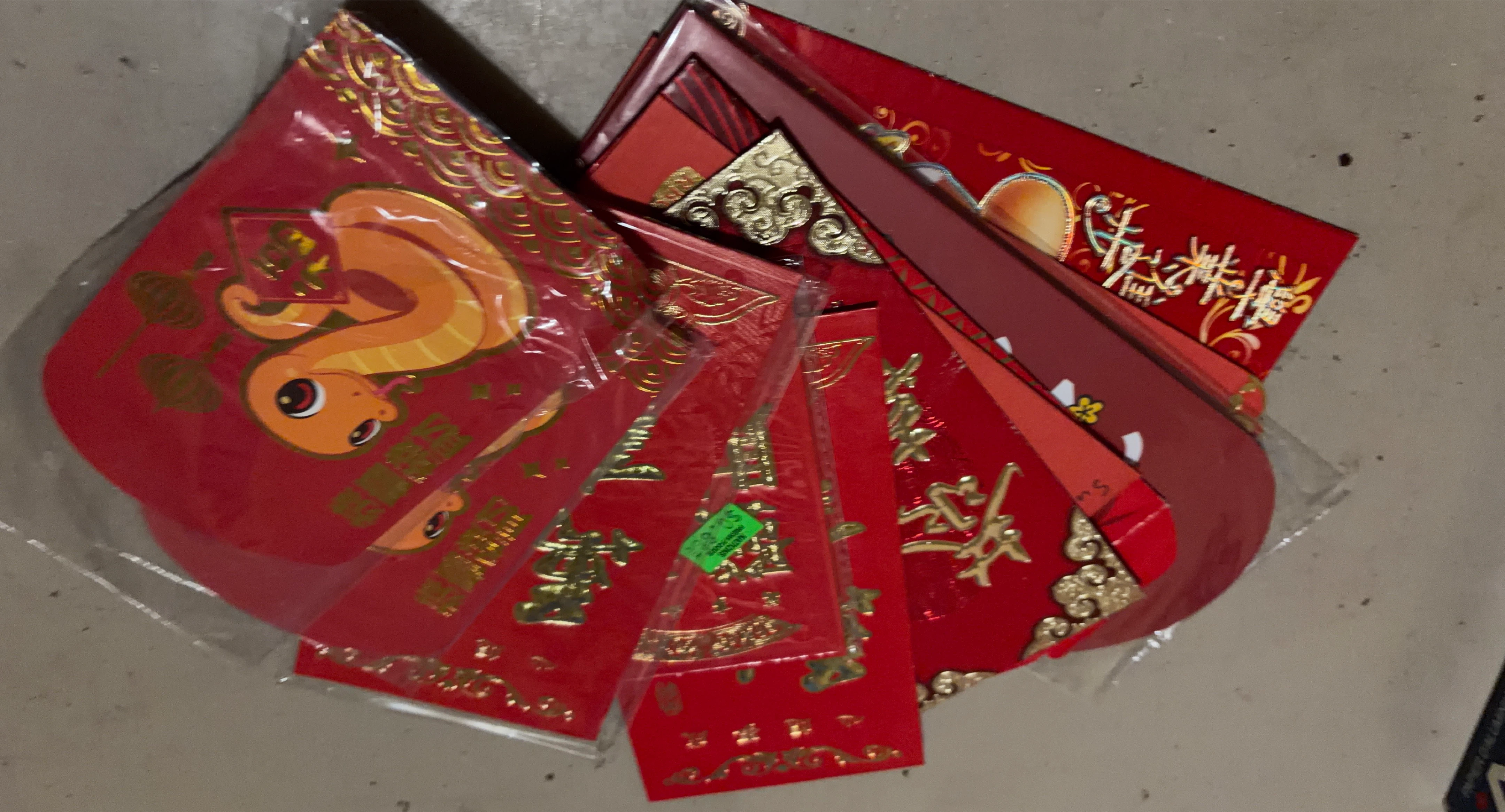 Assorted Red Envelopes