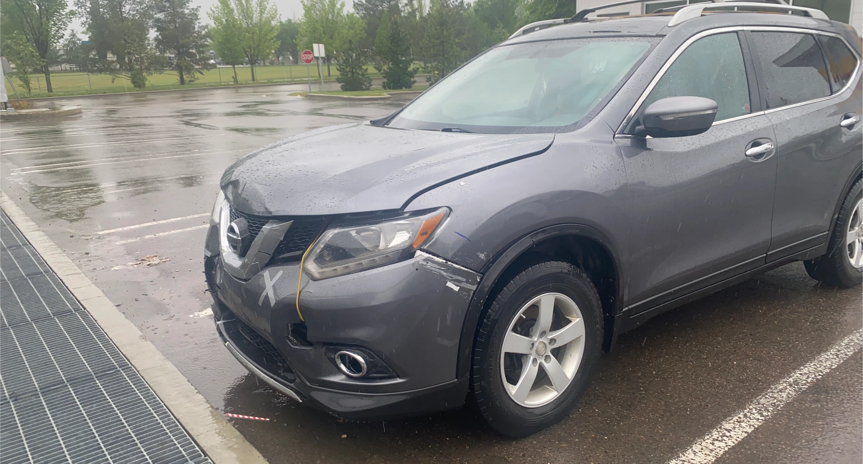 2015 Nissan Rogue SU Grey