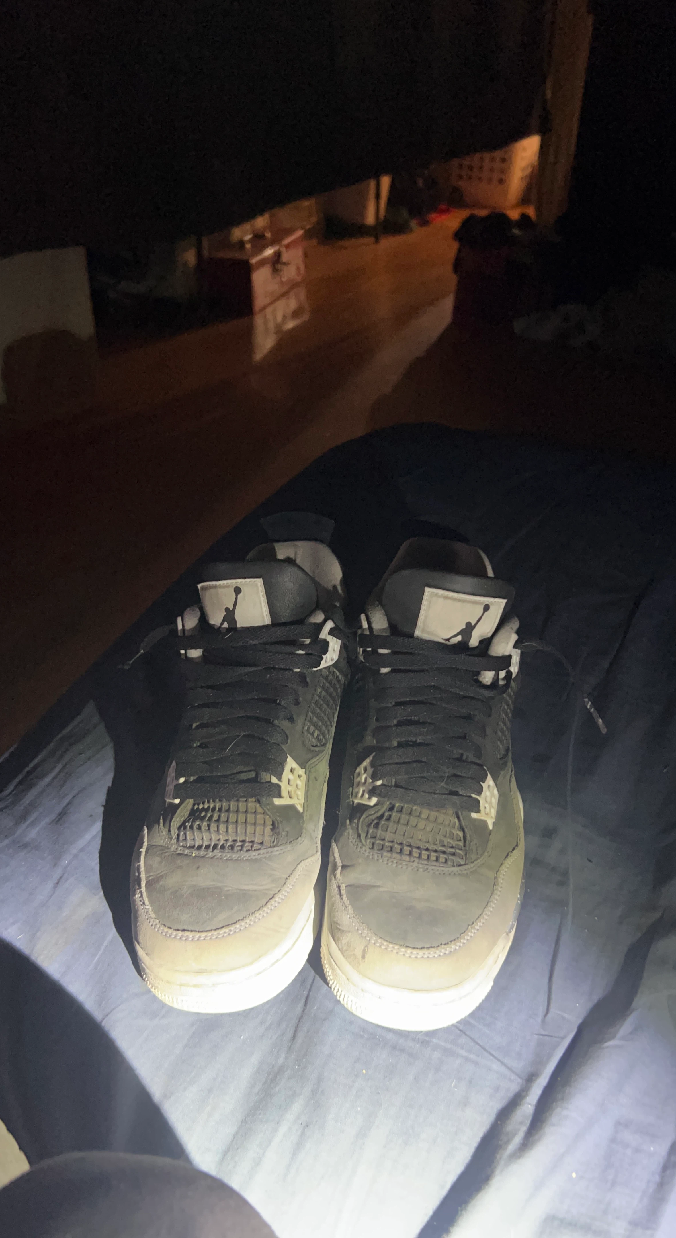 Air Jordan 4 Retro 'Cool Grey' Sneakers