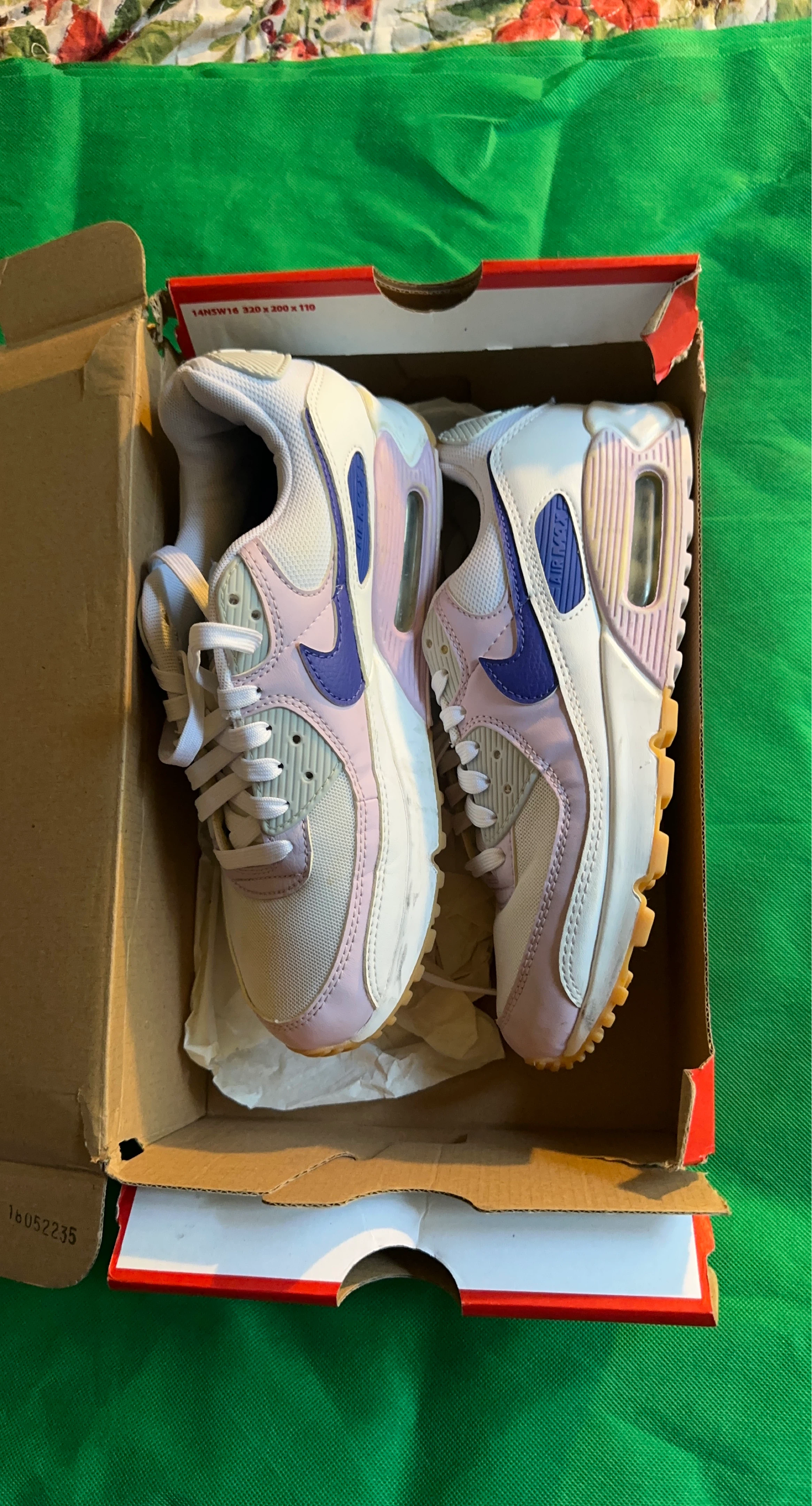 Nike Air Max 90 Women's Shoes