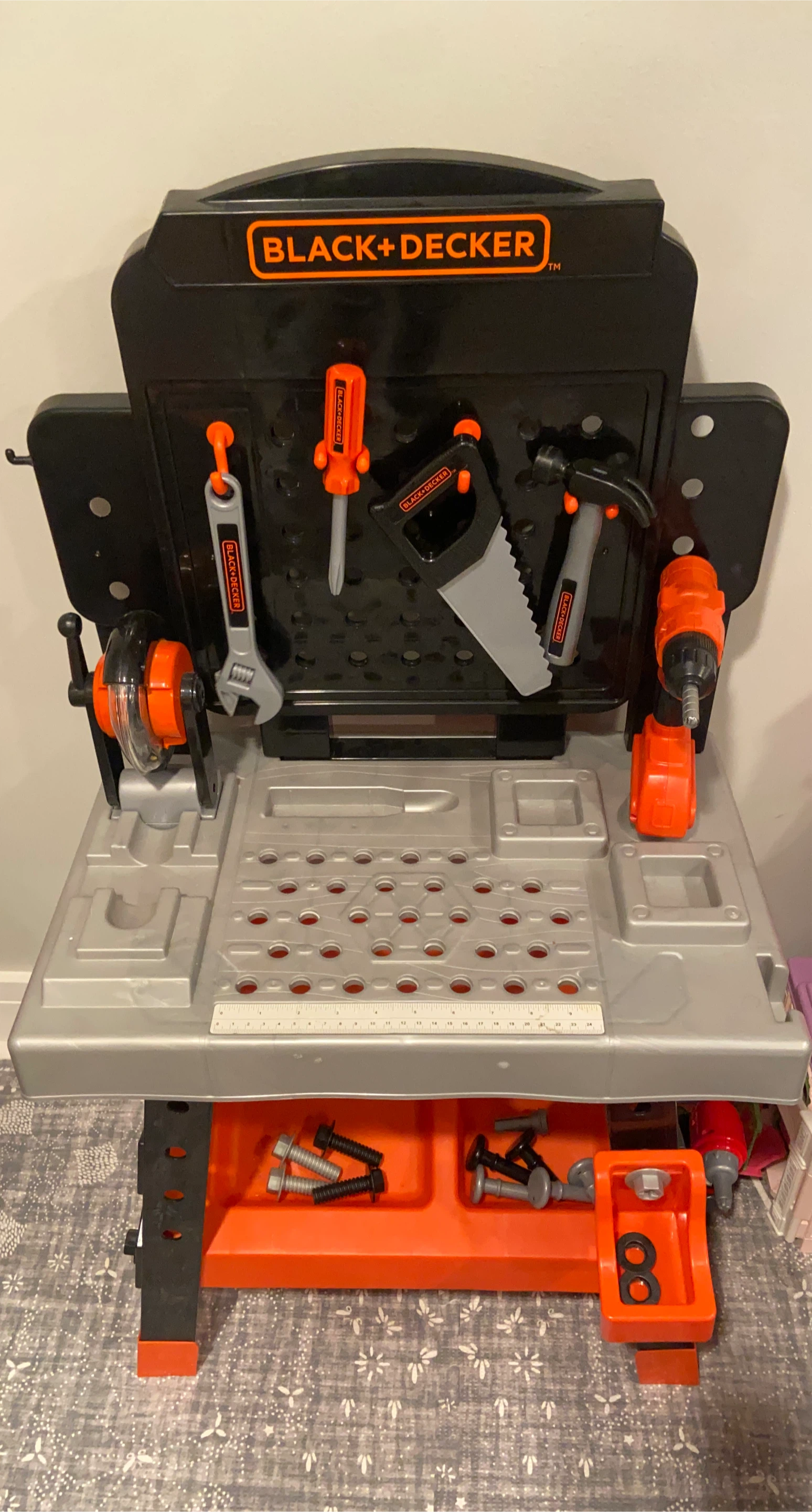 Black+Decker Toy Workbench