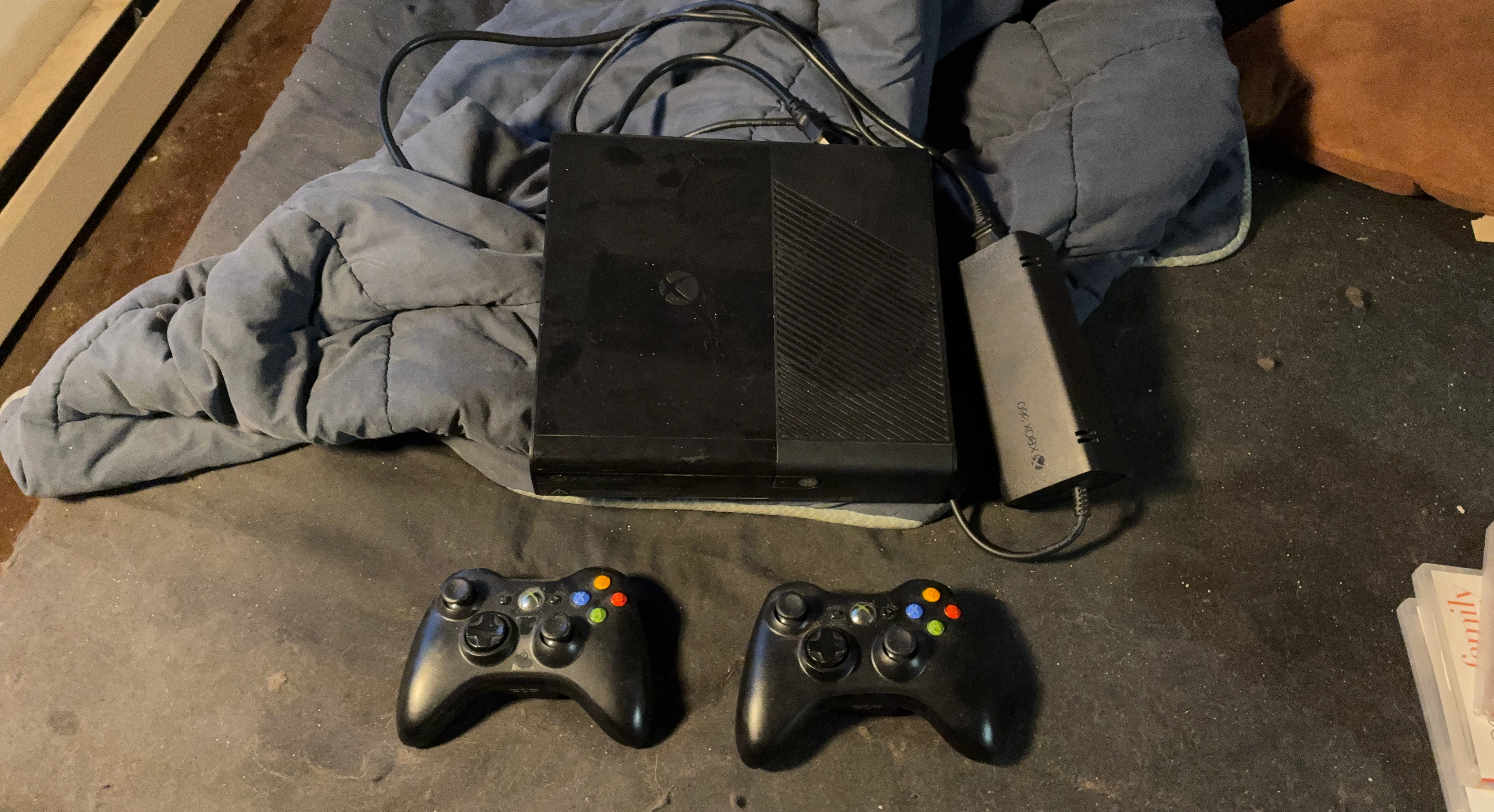 Microsoft Xbox 360 E Console with 2 Controllers For Spare Parts