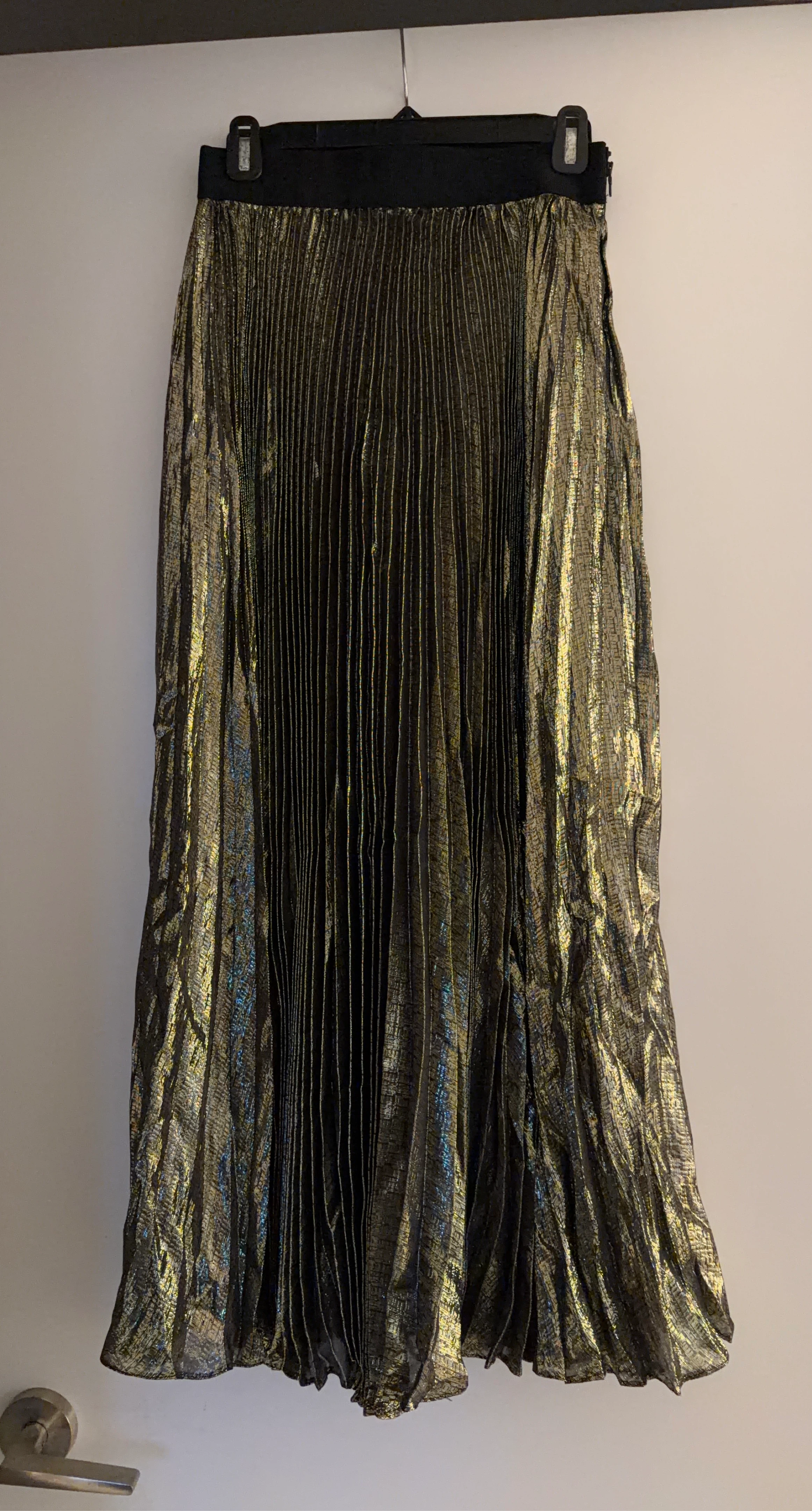 Alice + Olivia Metallic Pleated Midi Skirt