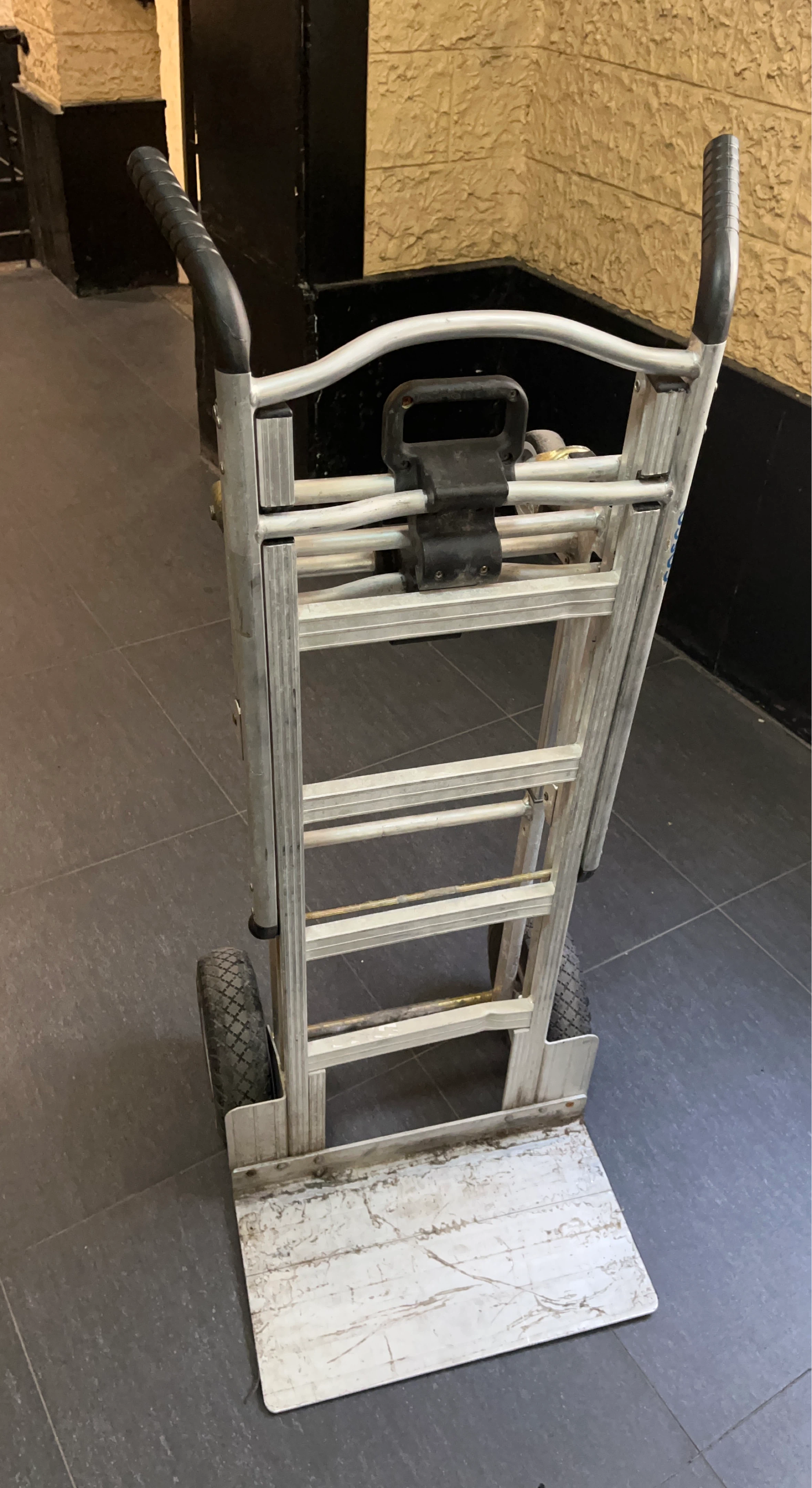 Aluminum Hand Truck Dolly