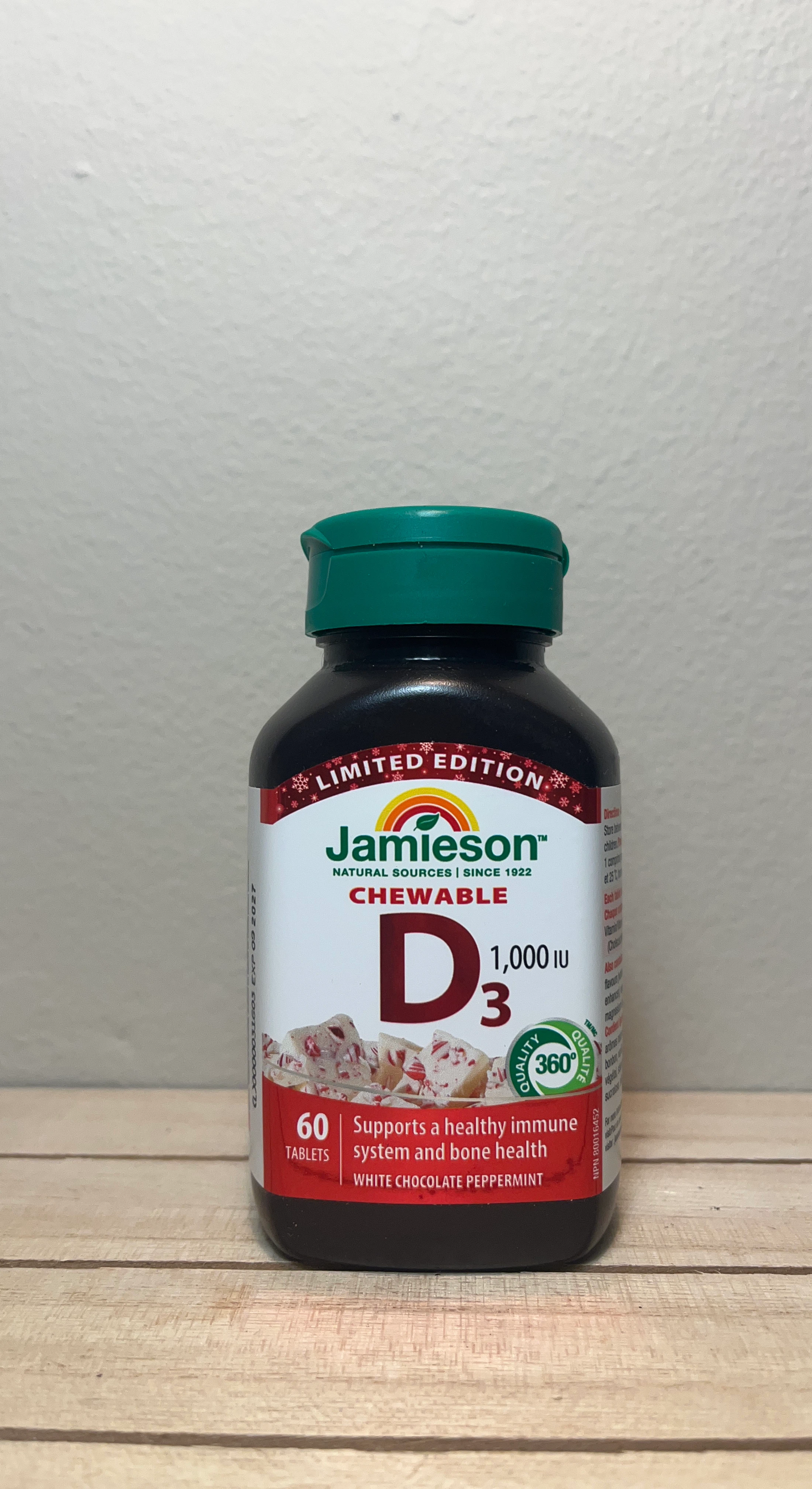Jamieson VitaminD3 Chewable Tablets White Chocolate Peppermint