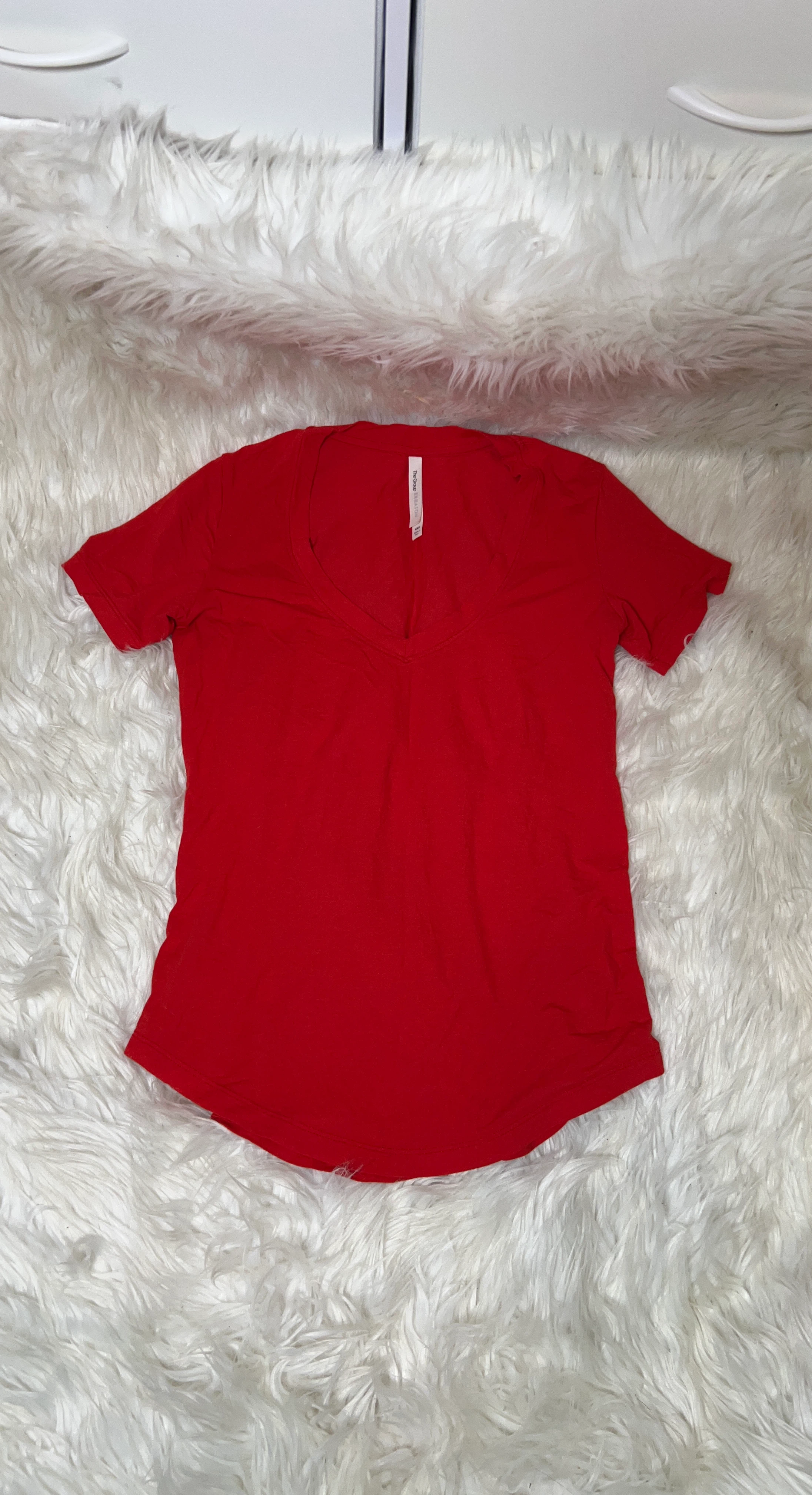 The Group Babaton Red V-Neck T-Shirt XXS