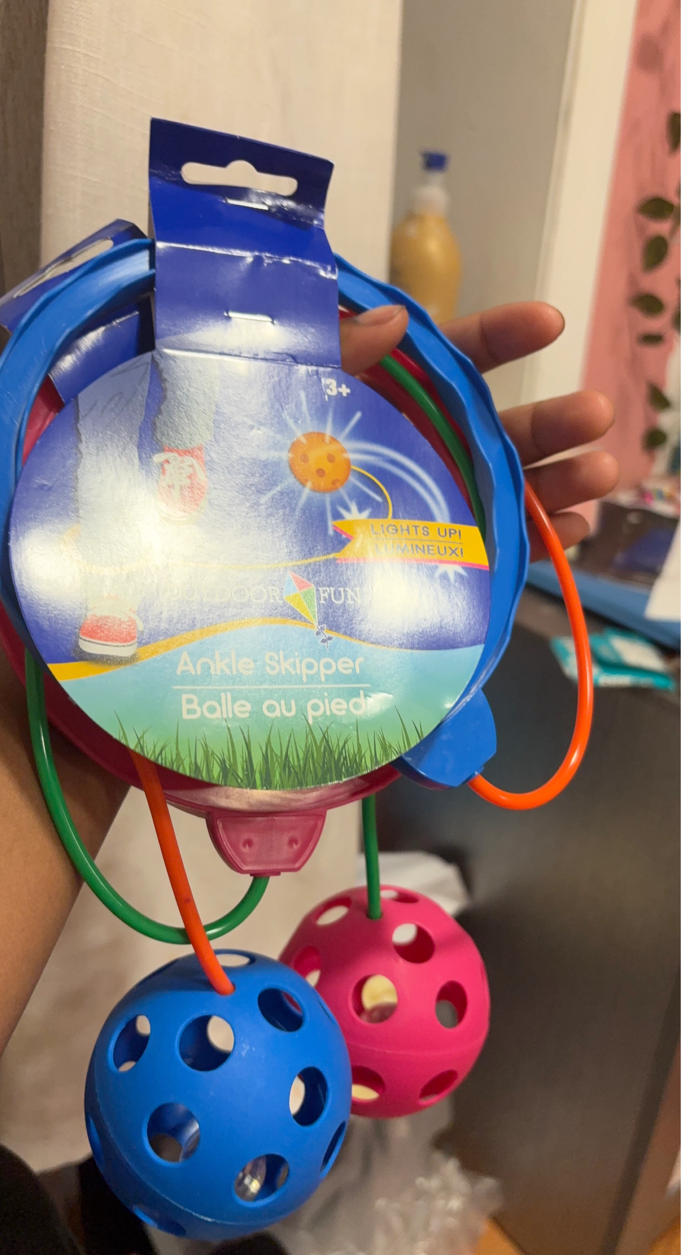 Ankle Skipper Outdoor Toy