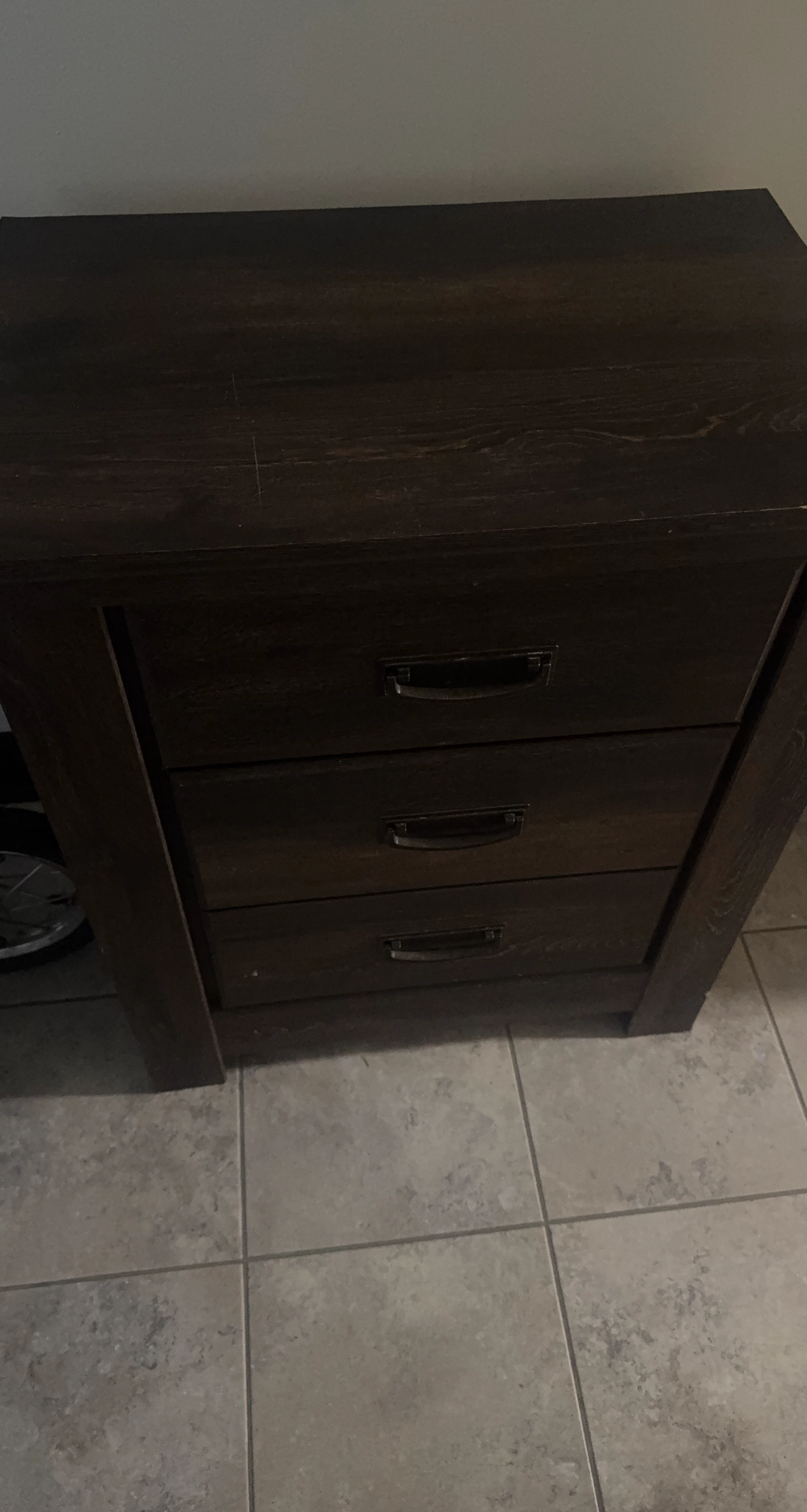 Dark Wood 3-Drawer Nightstand