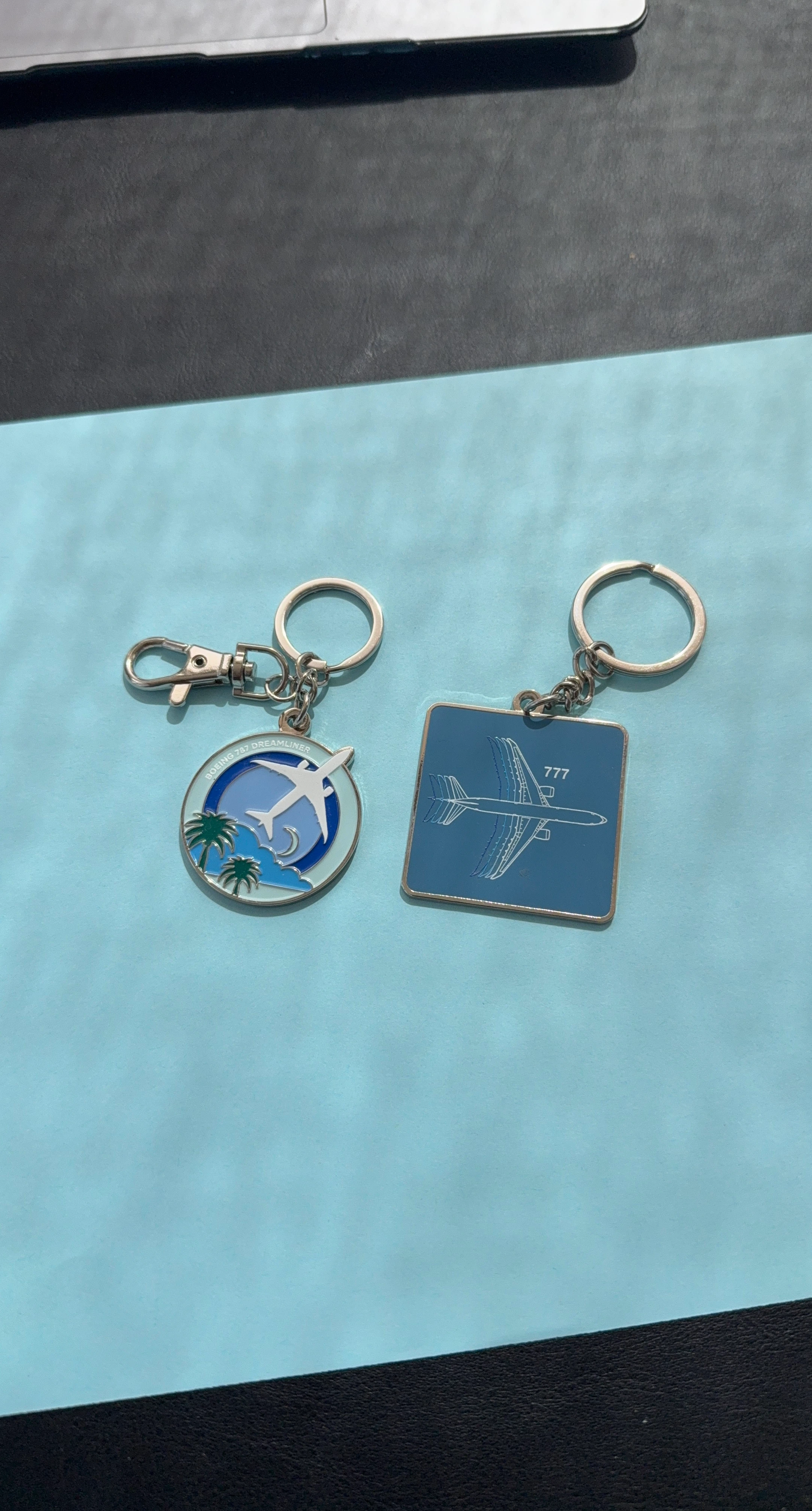 Boeing 787 Dreamliner & 777 Keychains