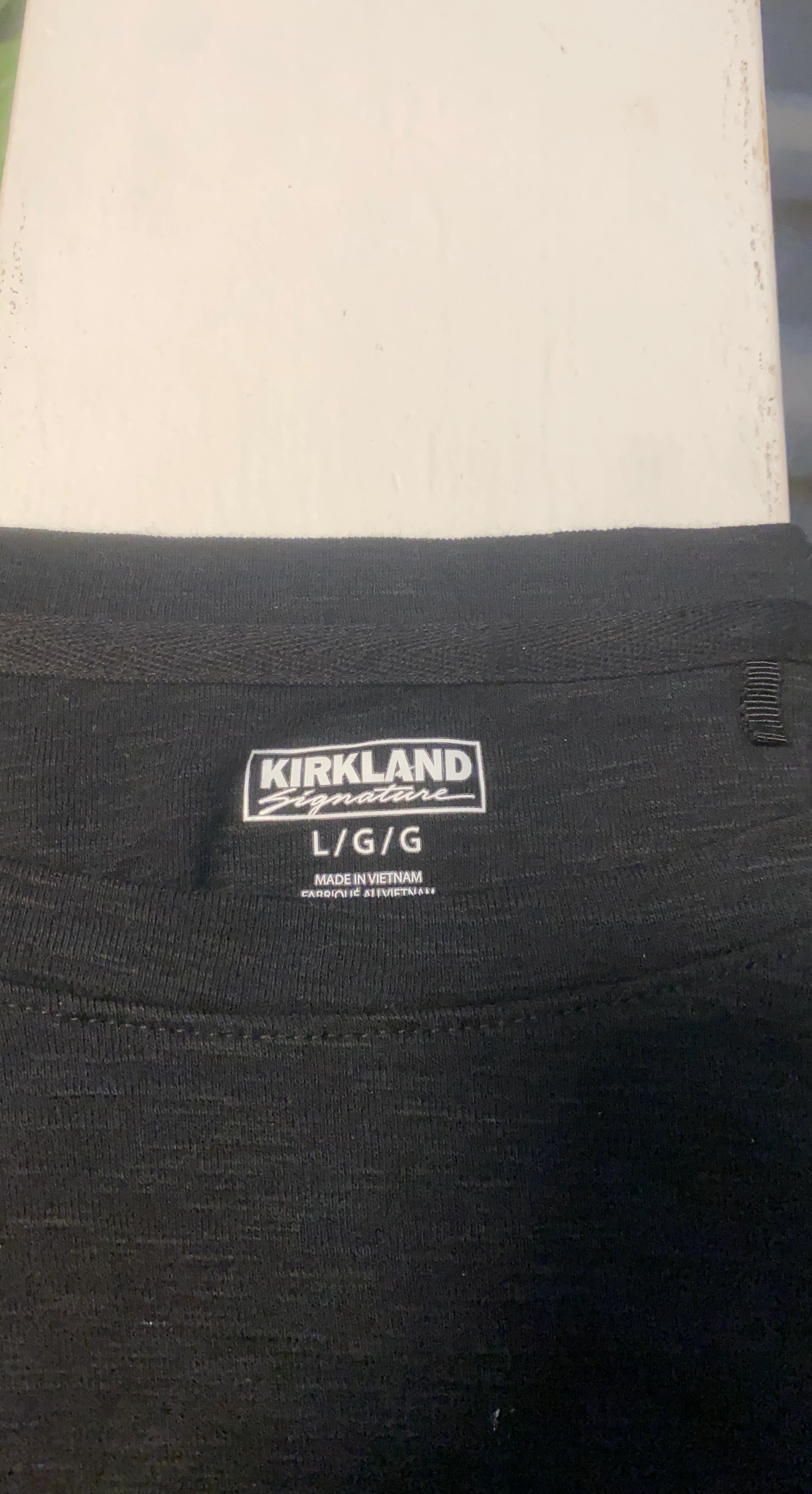 Kirkland Signature Black Long Sleeve Shirt L/G