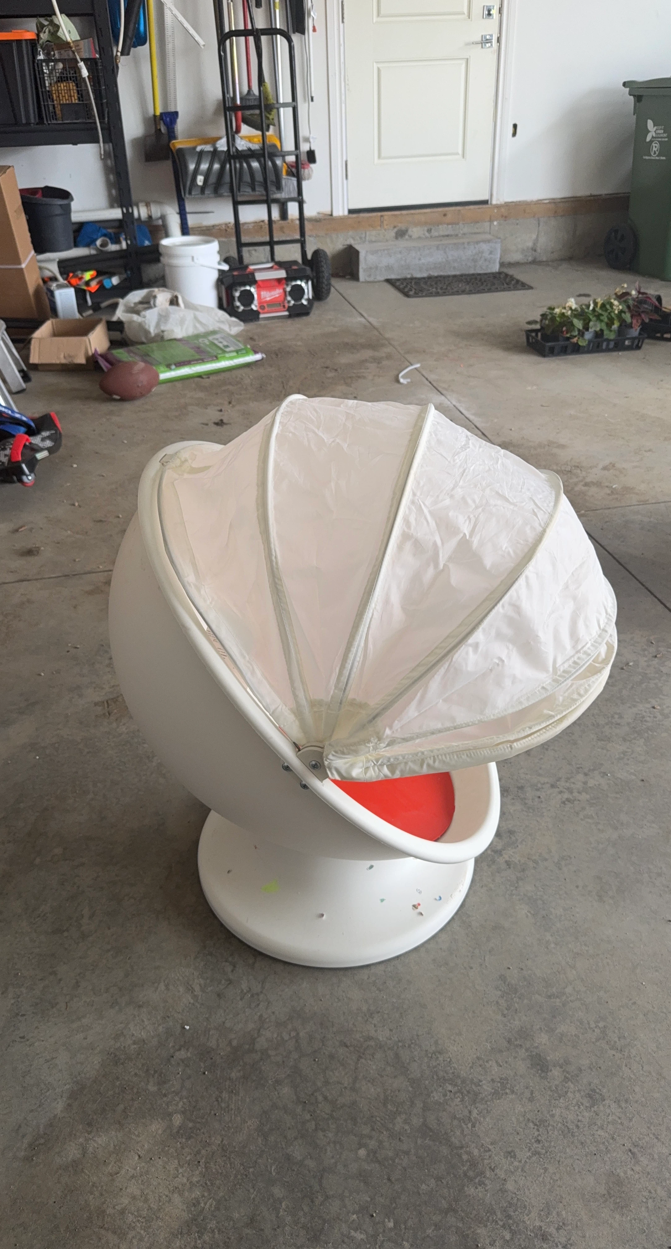 White Ball Chair with Sunshade