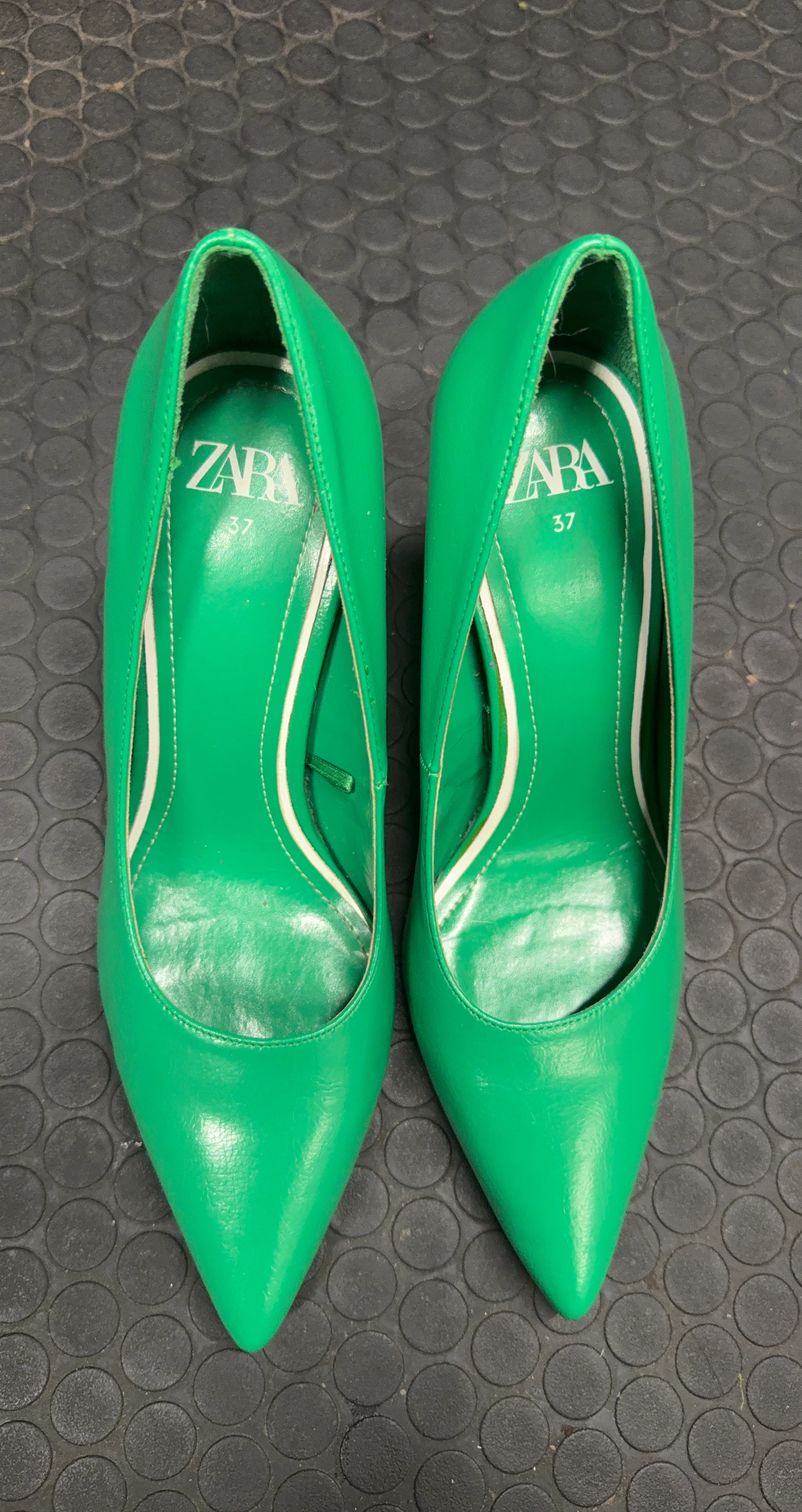 ZARA Green Pointed Toe Heels