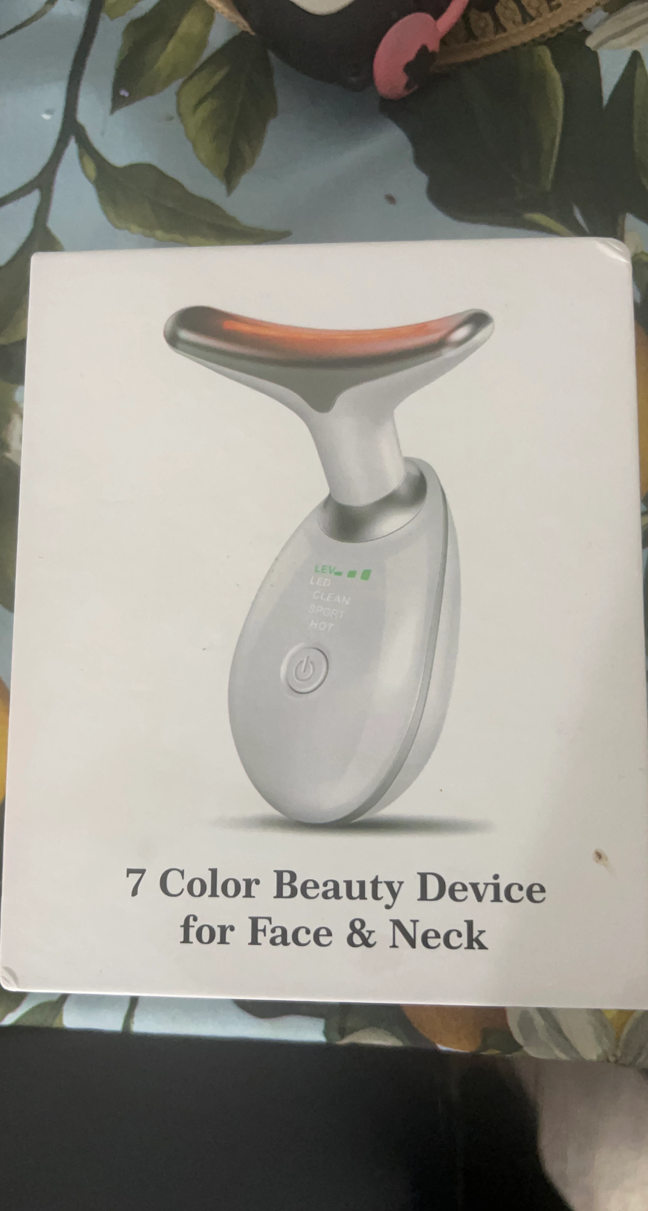 7 Color Beauty Device for Face & Neck