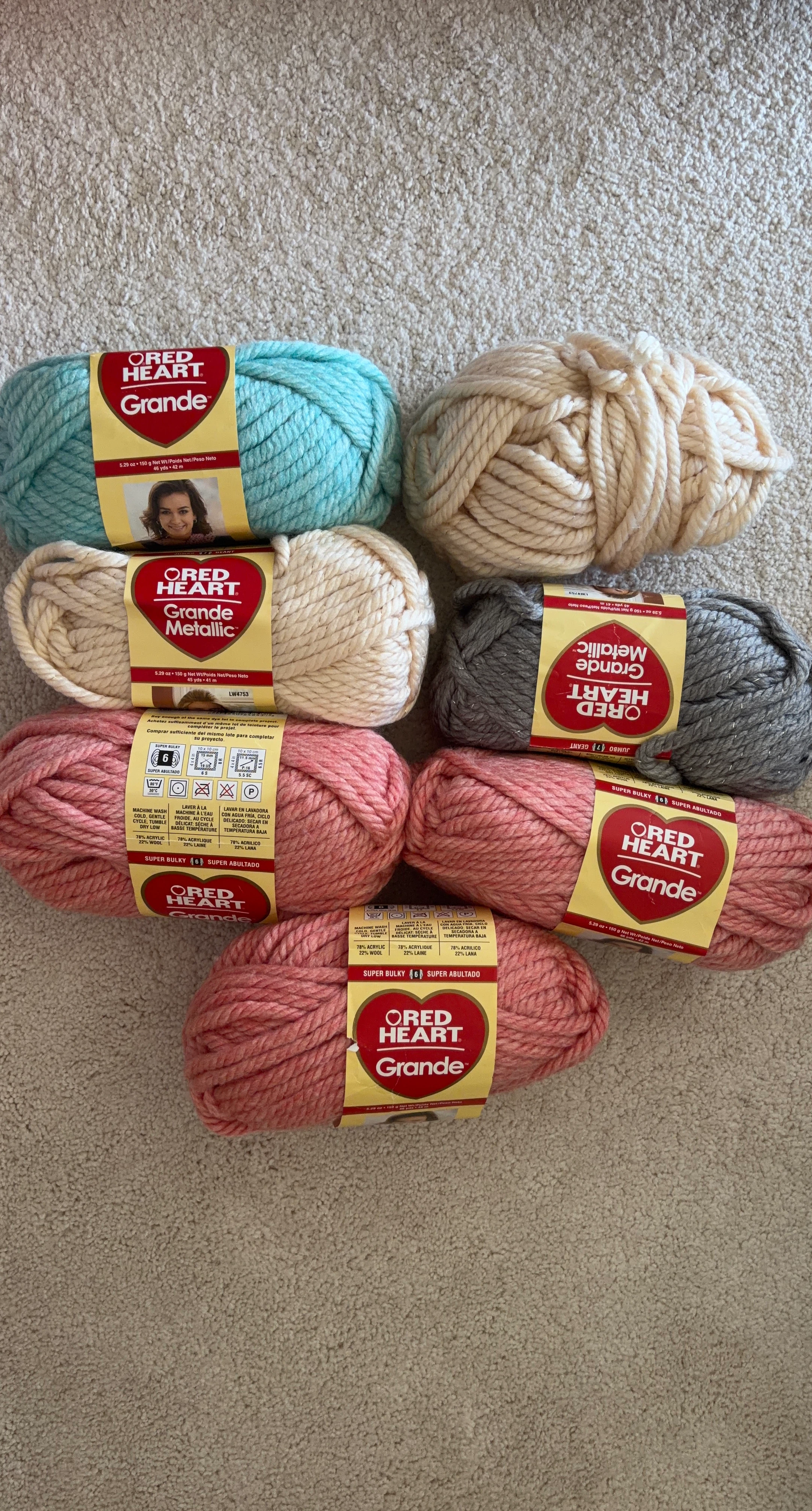 Red Heart Grande Yarn 78% acrylic 22% wool