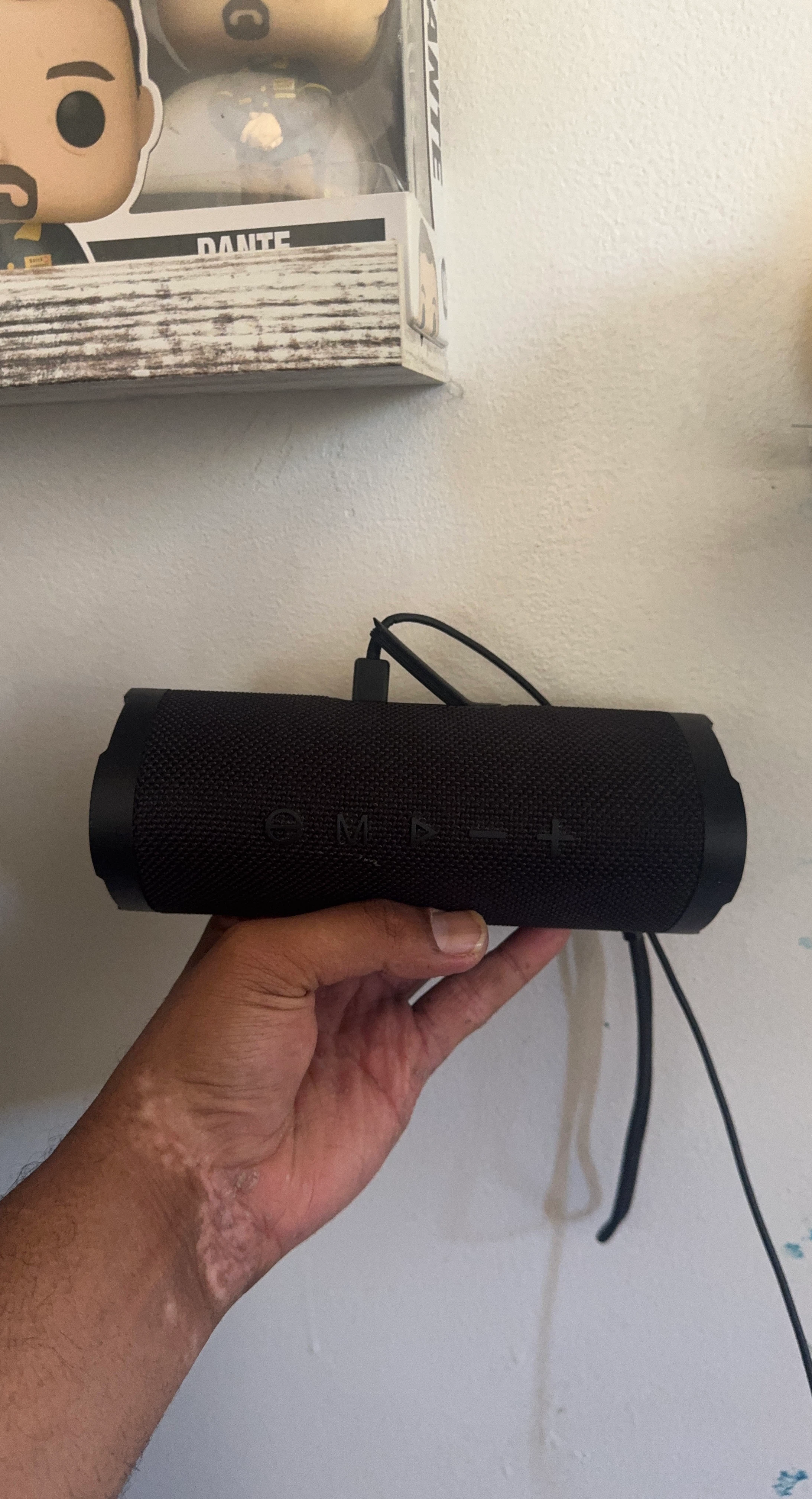 Black Portable Bluetooth Speaker