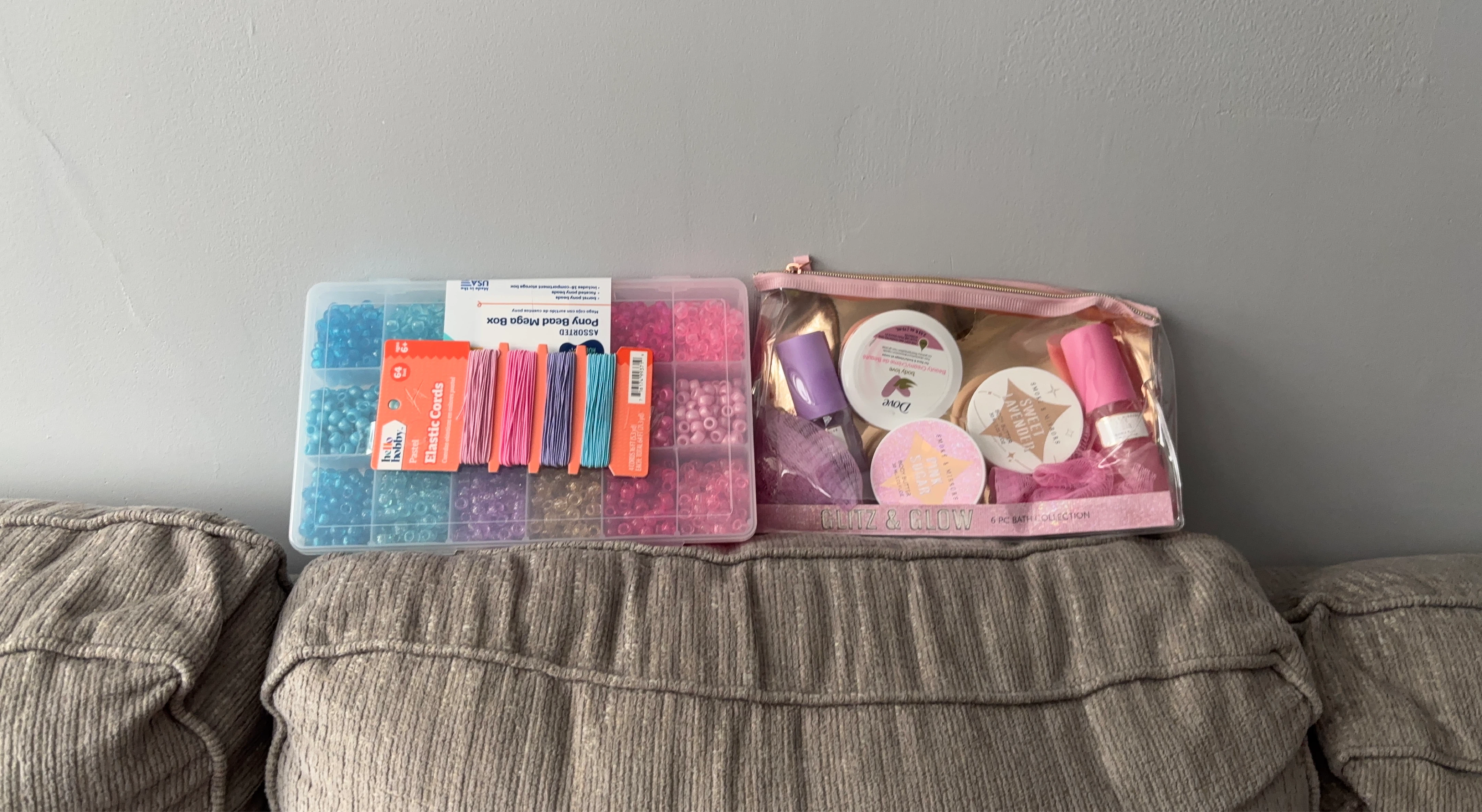 Hello Hobby Pony Bead Mega Box and Glitz & Glow Bath Collection
