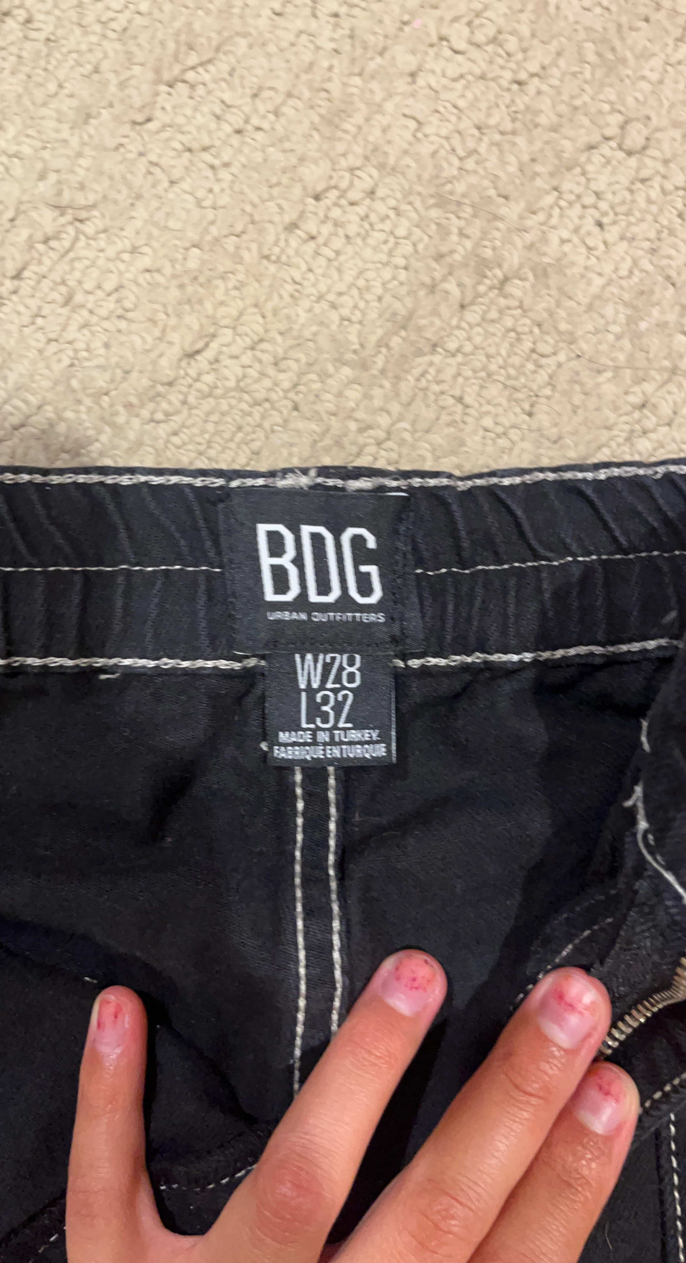 BDG Black Cargo Pants W28 L37