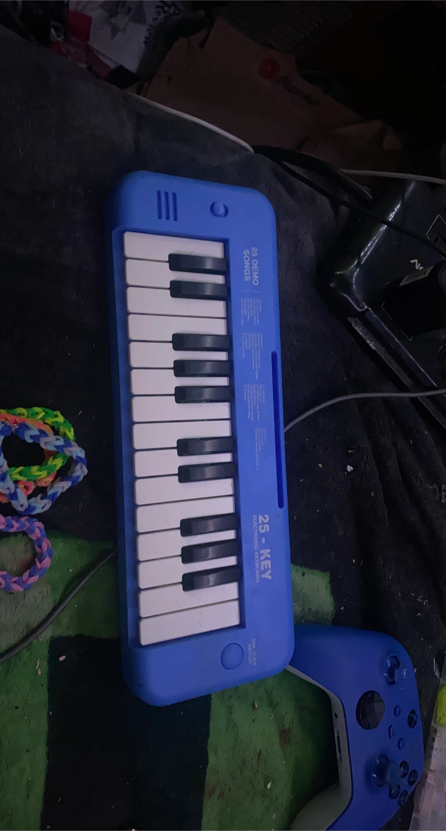 Blue 25-Key Electronic Keyboard