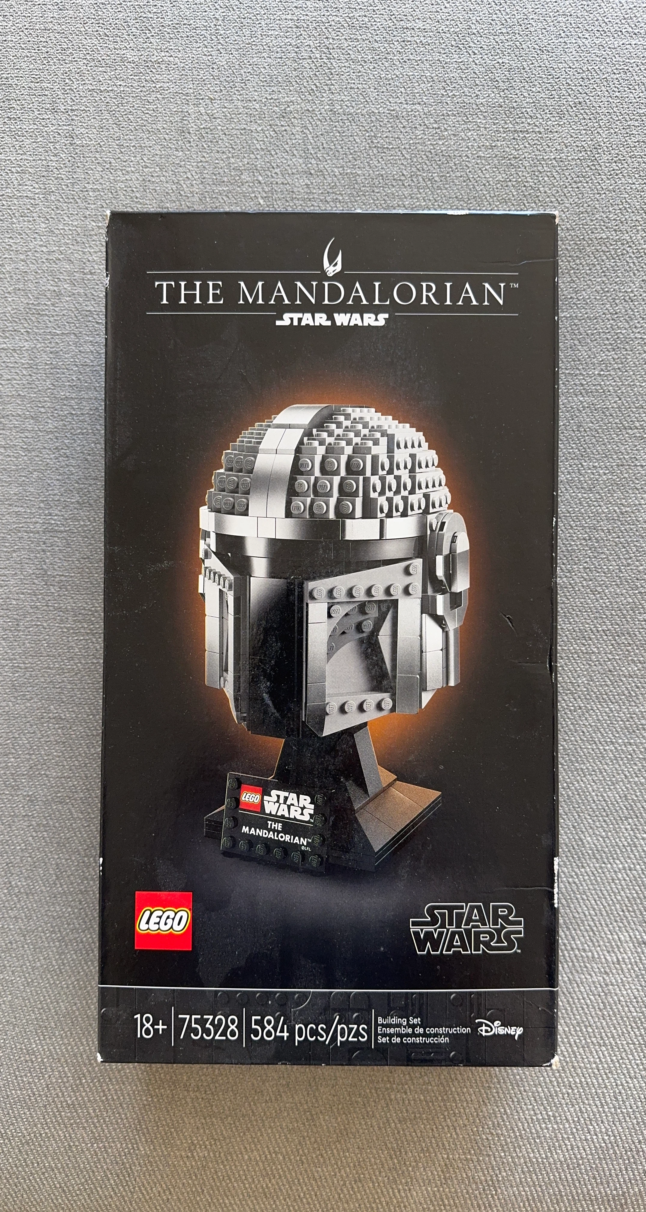 LEGO Star Wars The Mandalorian Helmet Building Set 75328
