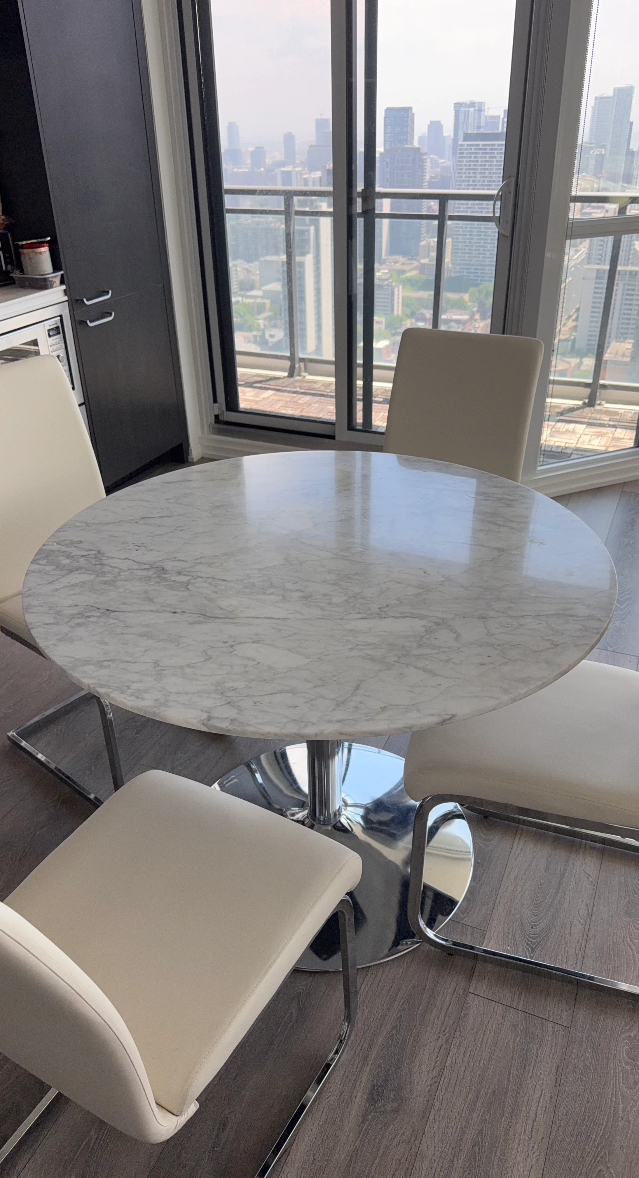 Round Marble Dining Table