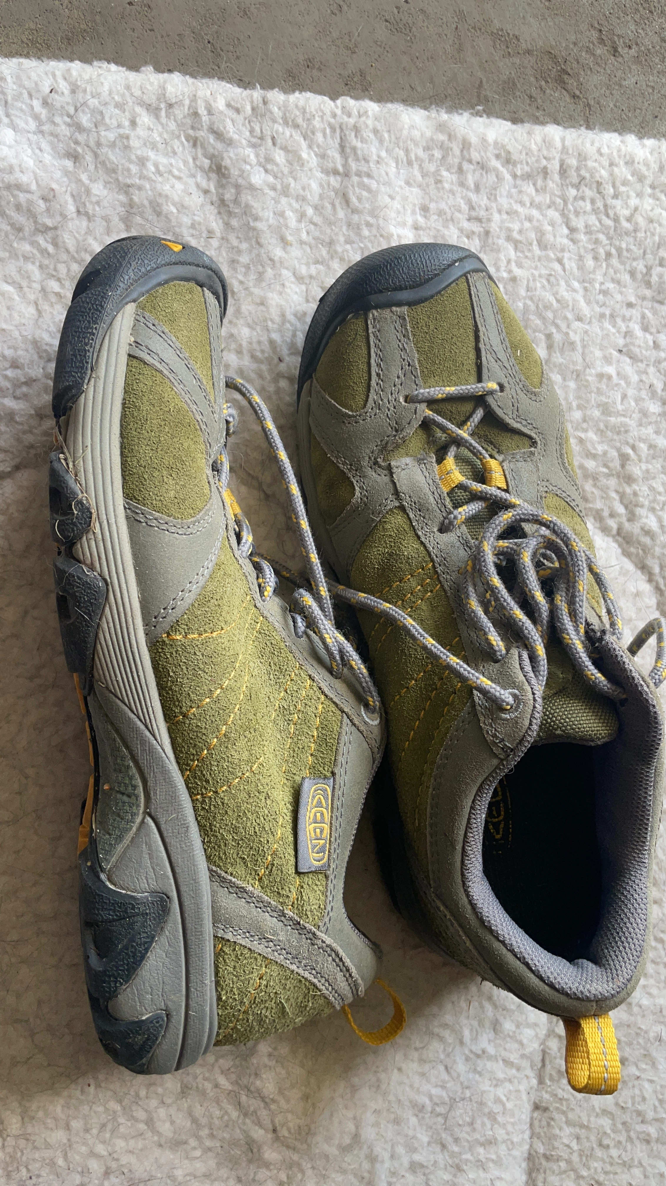 Keen Hiking Shoes - Women's Size 8.5