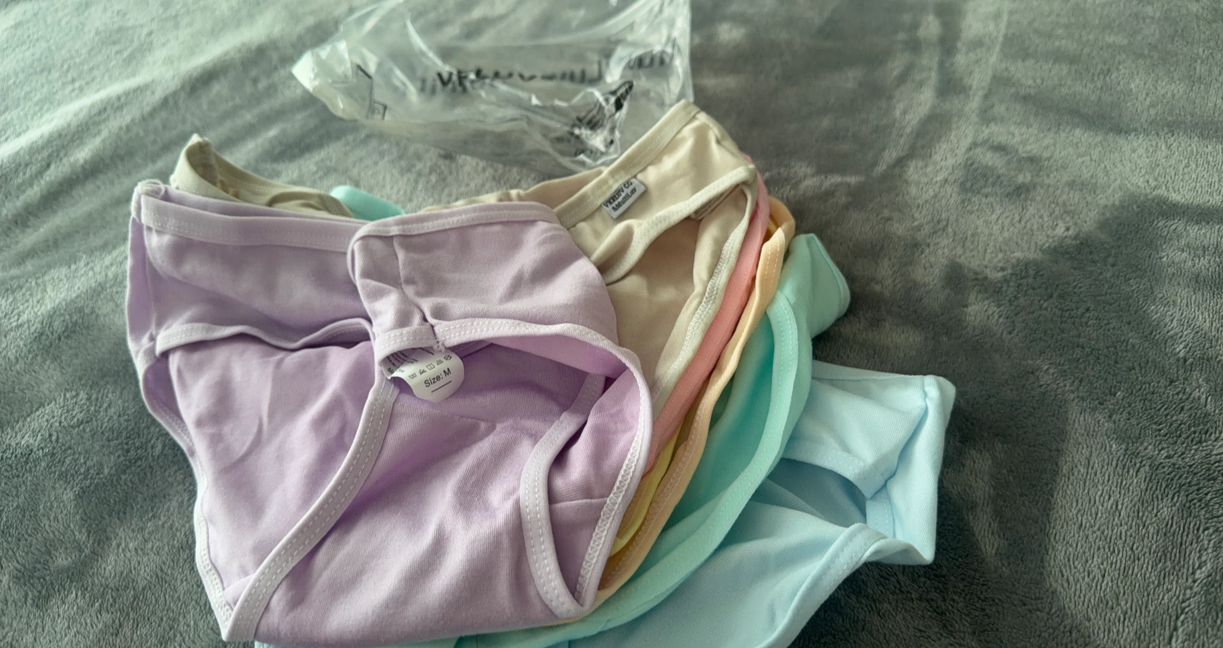 Pack of 5 Women's Underwear Size M