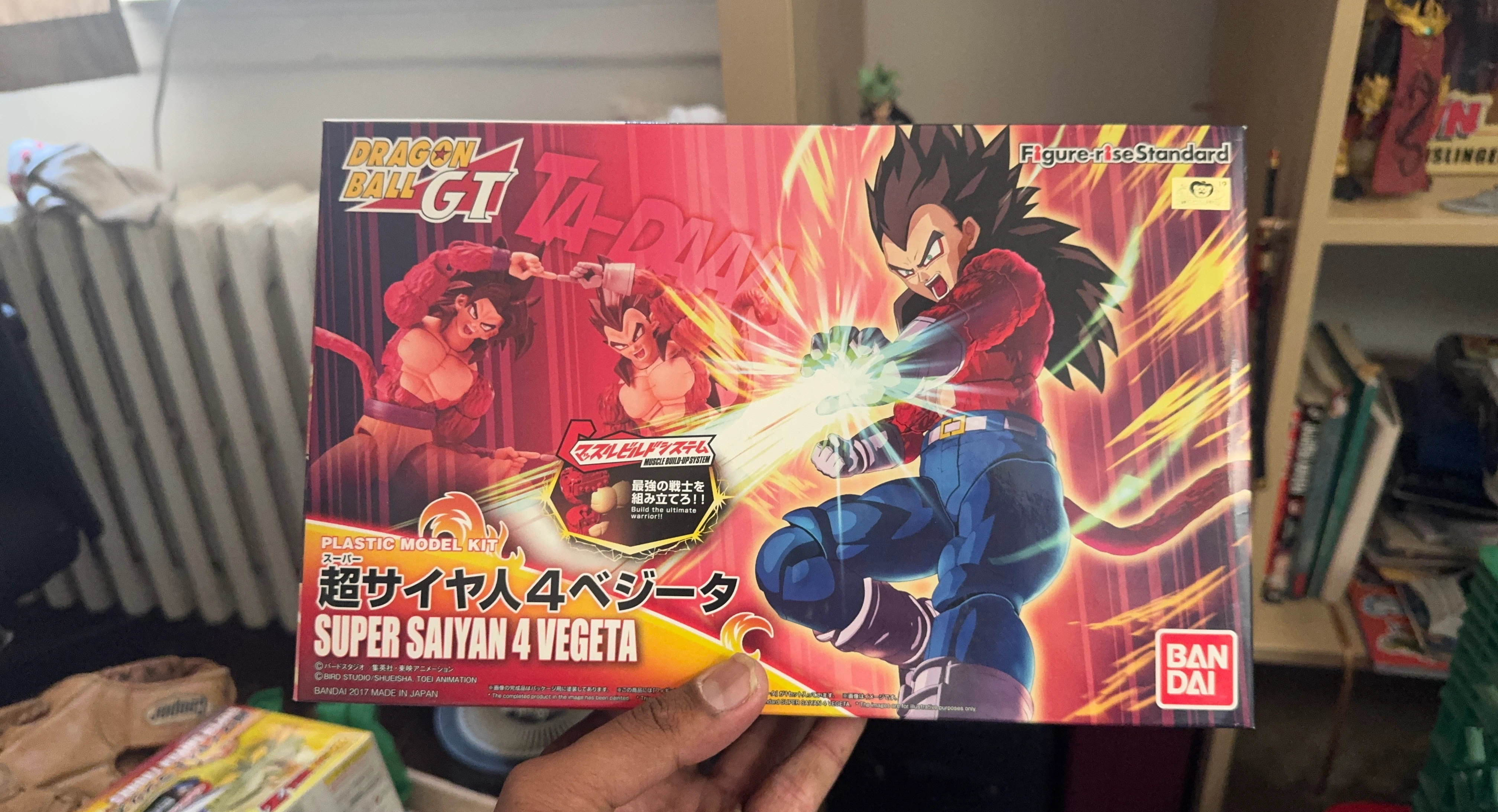 Dragon Ball GT Super Saiyan 4 Vegeta Model Kit